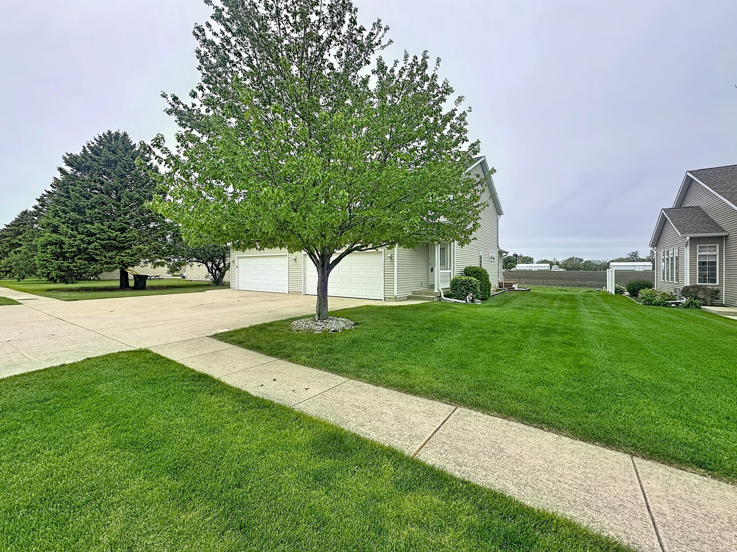 Homes for sale in Geneseo, IL | 721 Ash Dr, Geneseo, IL 61254 | MLS# 12665732
