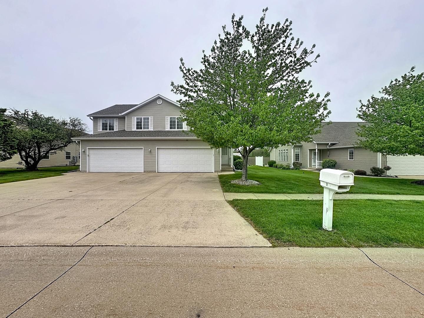 Homes for sale in Geneseo, IL | 721 Ash Dr, Geneseo, IL 61254 | MLS# 12665732
