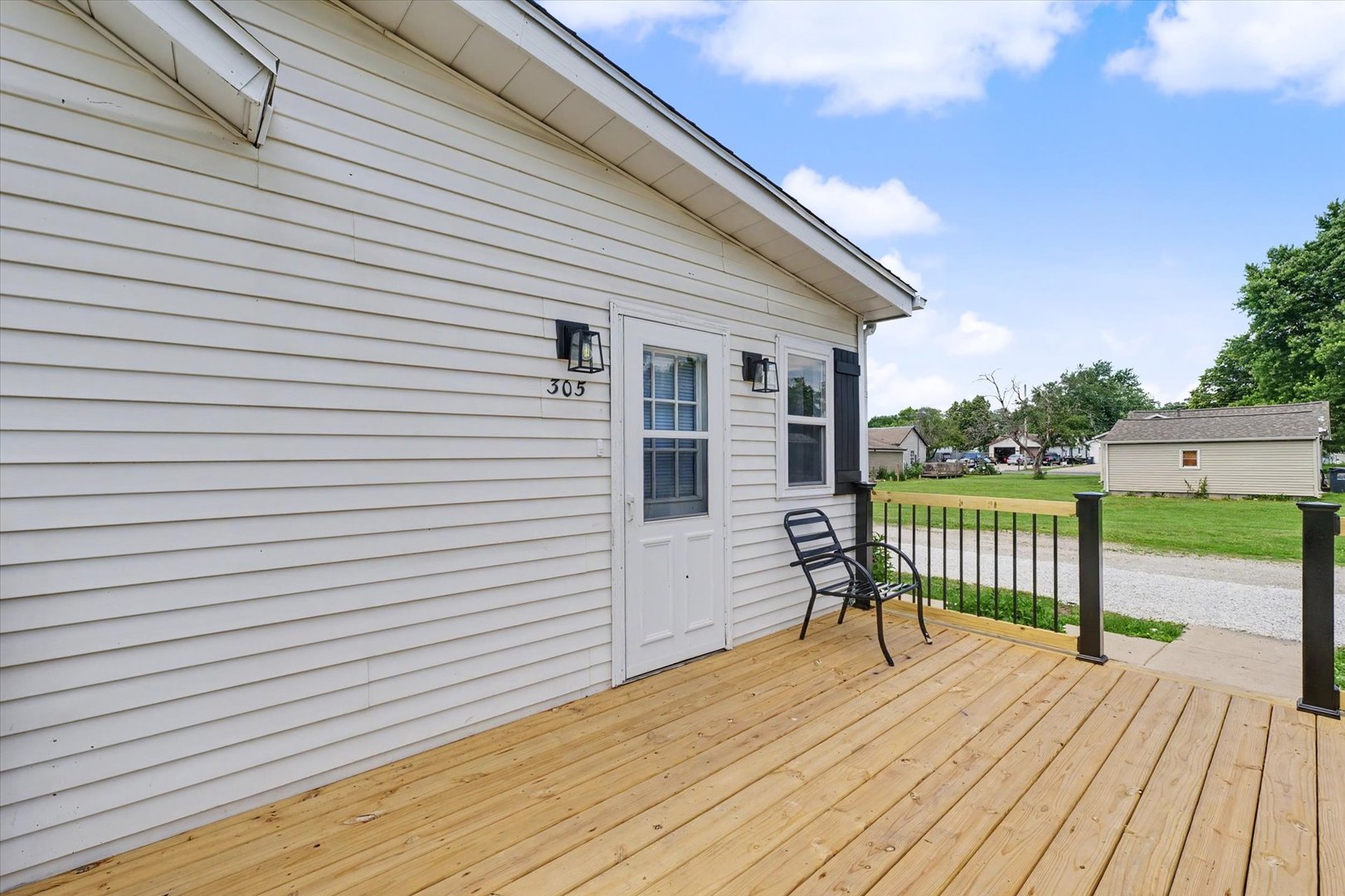Homes for sale in Tolono, IL | 305 S 1St St, Tolono, IL 61880 | MLS# 12665779