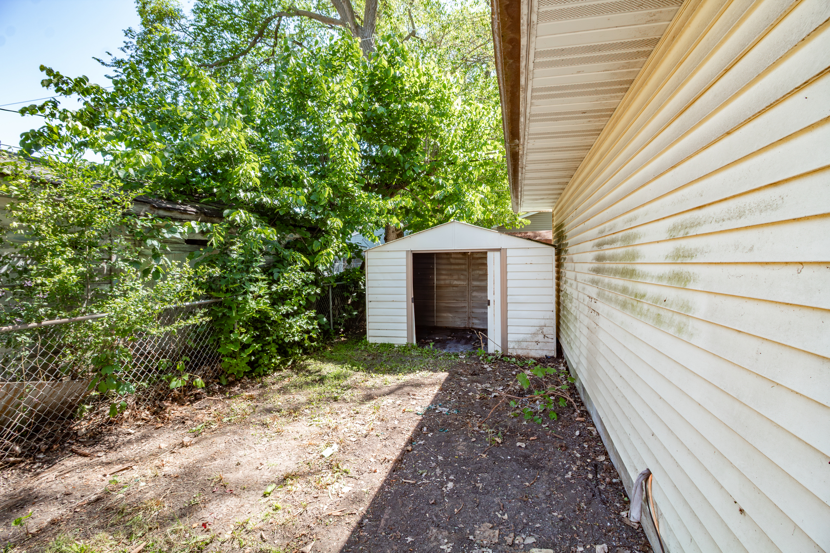 Homes for sale in Round Lake Park, IL | 313 Highmoor Dr, Round Lake Park, IL 60073 | MLS# 12665849