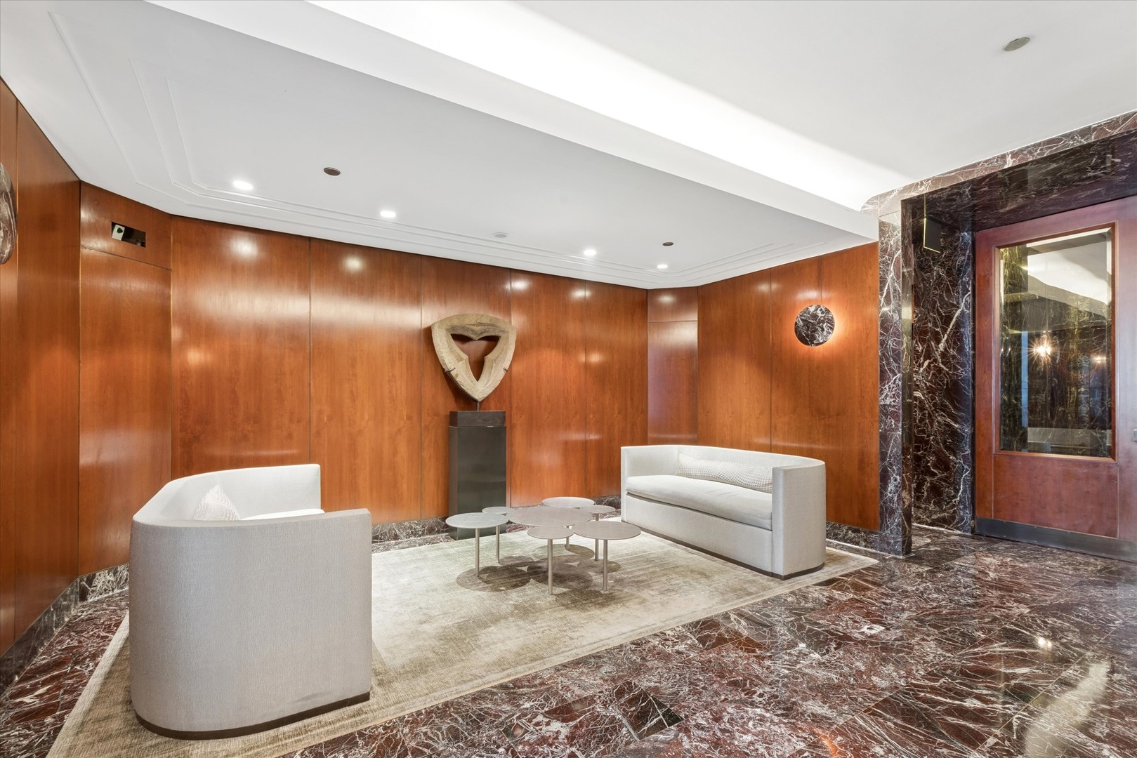 3rd image of 950 N Michigan Ave #4202, Chicago, IL 60611 | MLS# 12665921