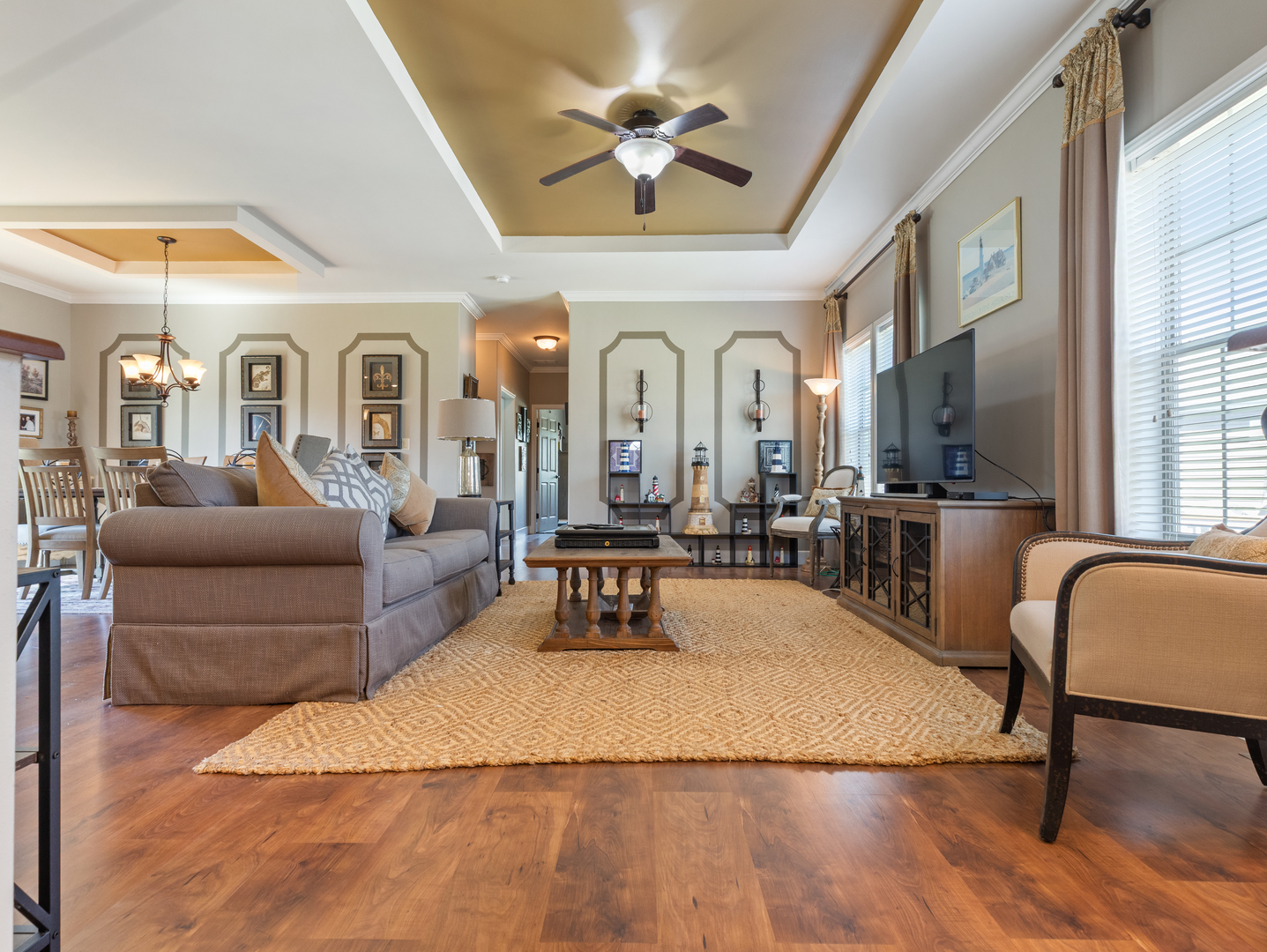 Homes for sale in Grayslake, IL | 1532 Meadow View Ln, Grayslake, IL 60030 | MLS# 12665993