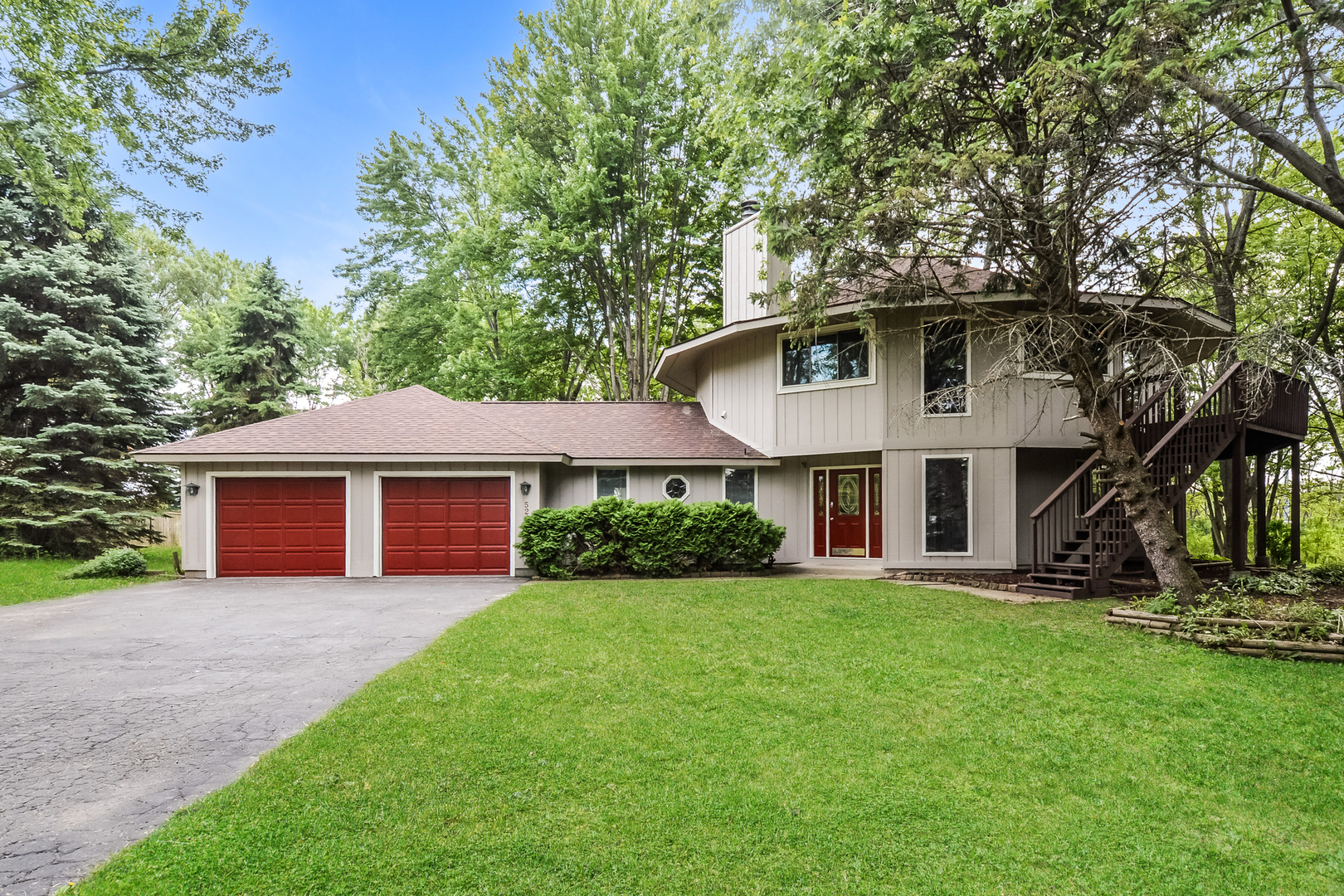 Homes for sale in Gilberts, IL | 526 Towne Ct Se, Gilberts, IL 60136 | MLS# 12666162