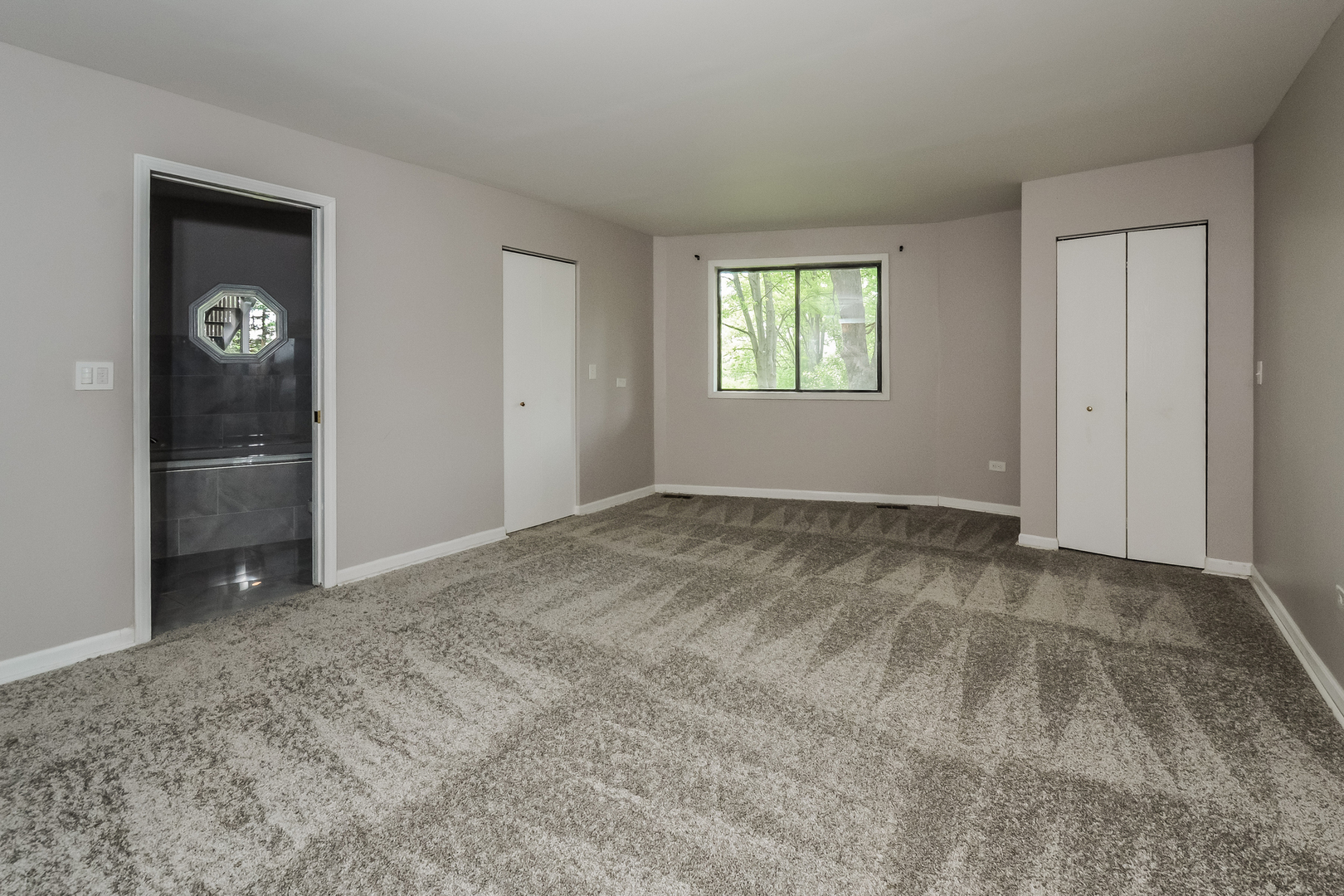 Homes for sale in Gilberts, IL | 526 Towne Ct Se, Gilberts, IL 60136 | MLS# 12666162