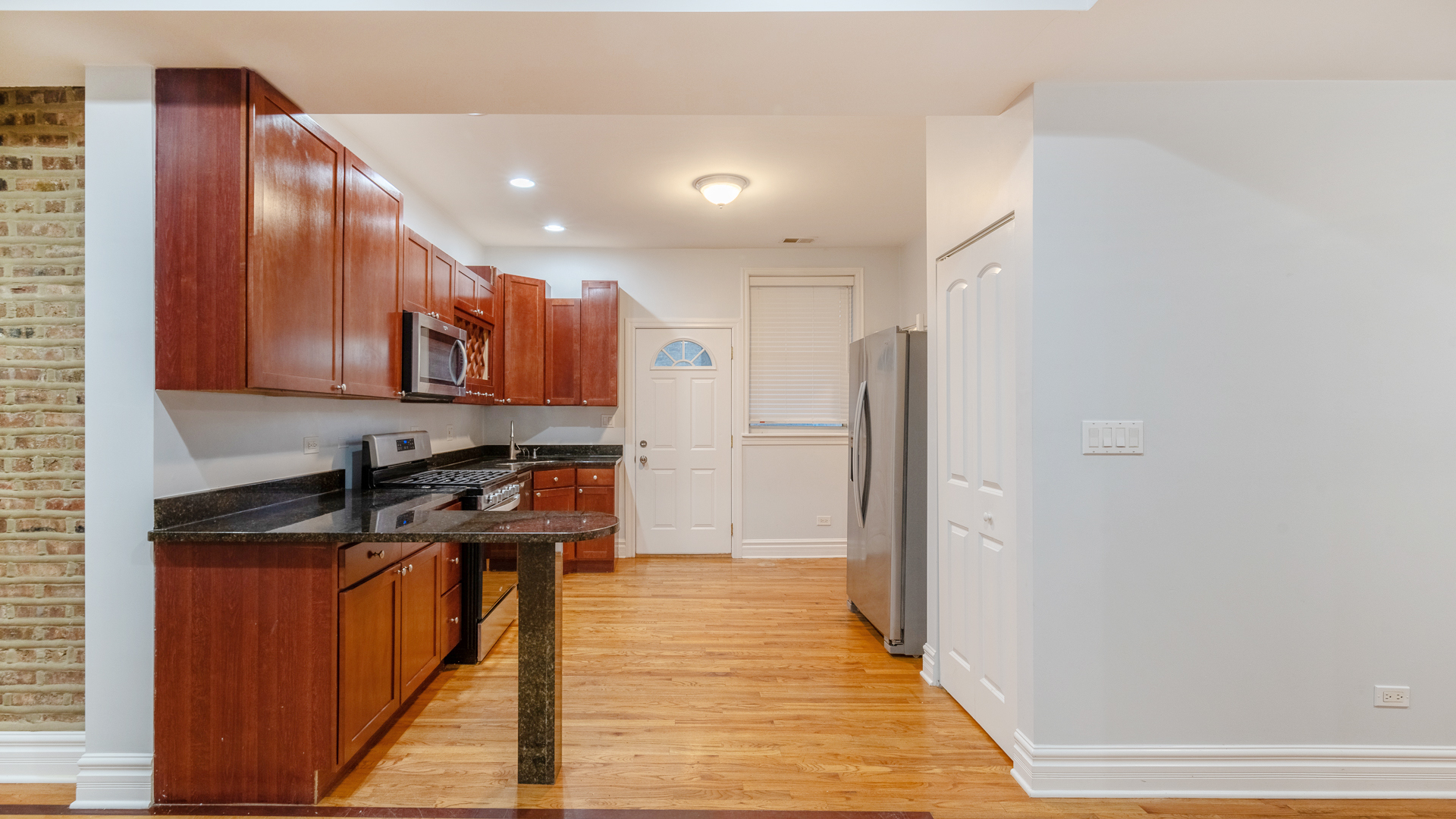 4th image of 4847 S Vincennes Ave, Chicago, IL 60615