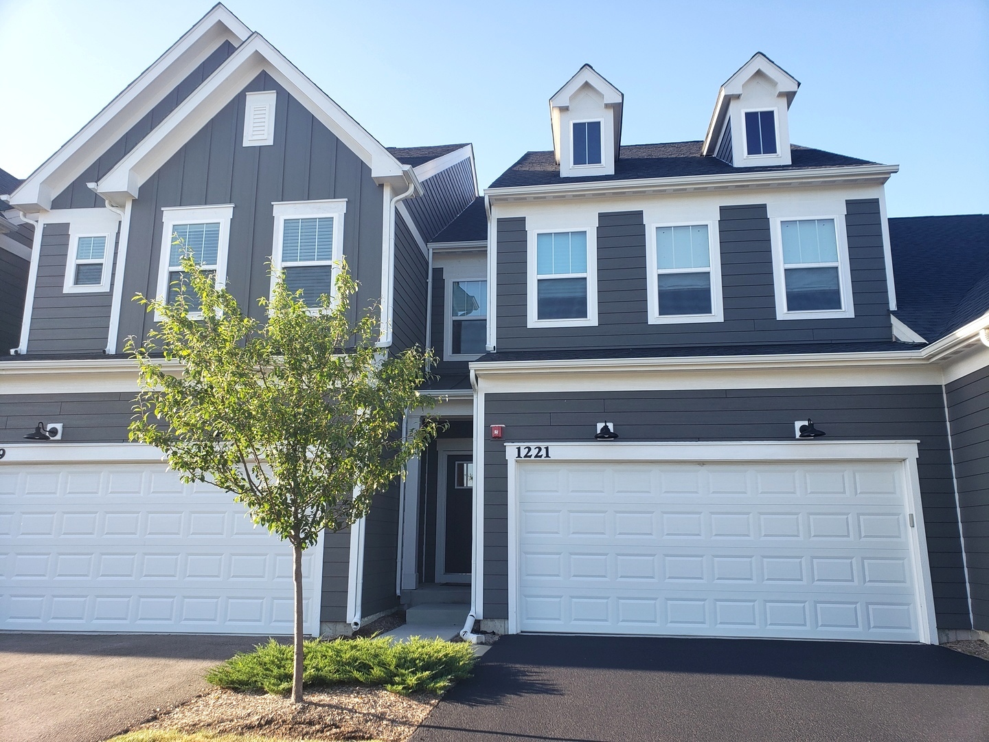 2nd image of 1221 Josiah Rd #1221, Naperville, IL 60563 | MLS# 12666272