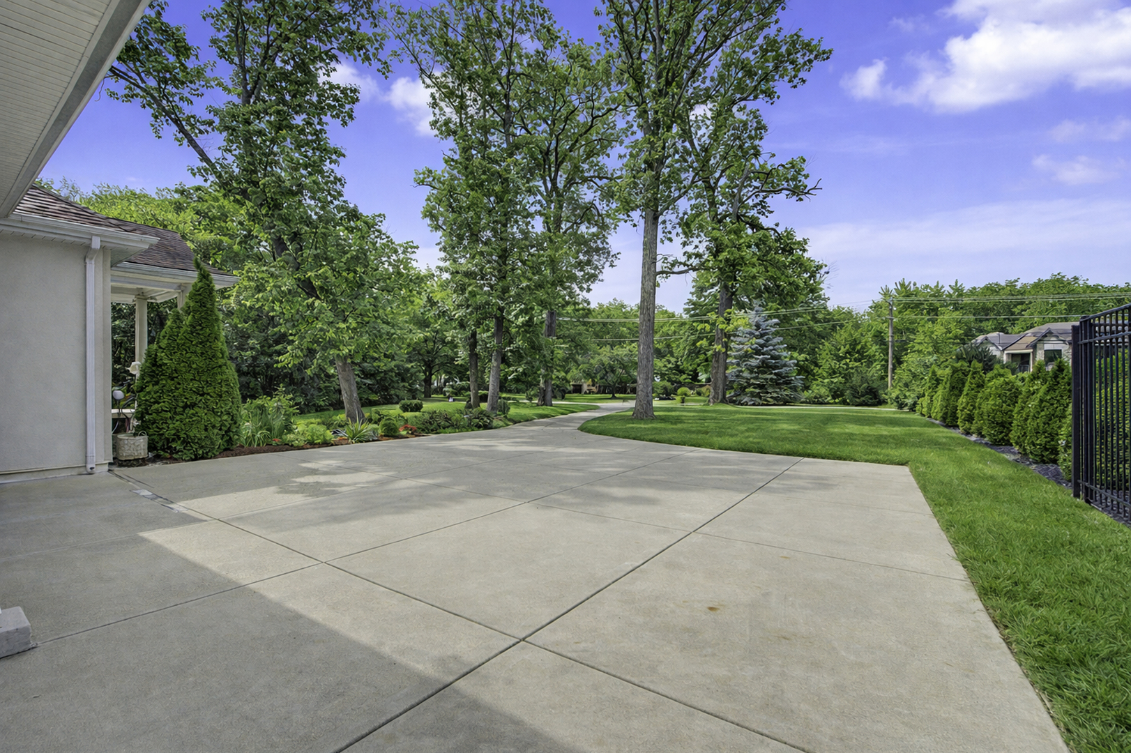 Homes for sale in Wood Dale, IL | 378 E Deerpath Rd, Wood Dale, IL 60191 | MLS# 12666286