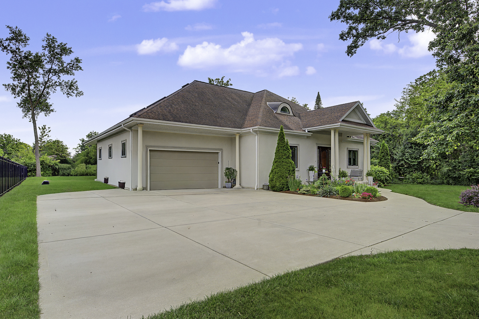 Homes for sale in Wood Dale, IL | 378 E Deerpath Rd, Wood Dale, IL 60191 | MLS# 12666286