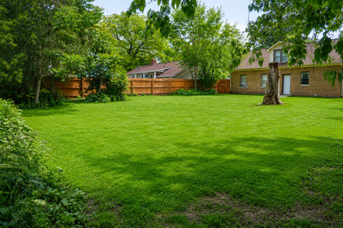 11th image of 828 2nd Ave, Aurora, IL 60505 | MLS# 12666335