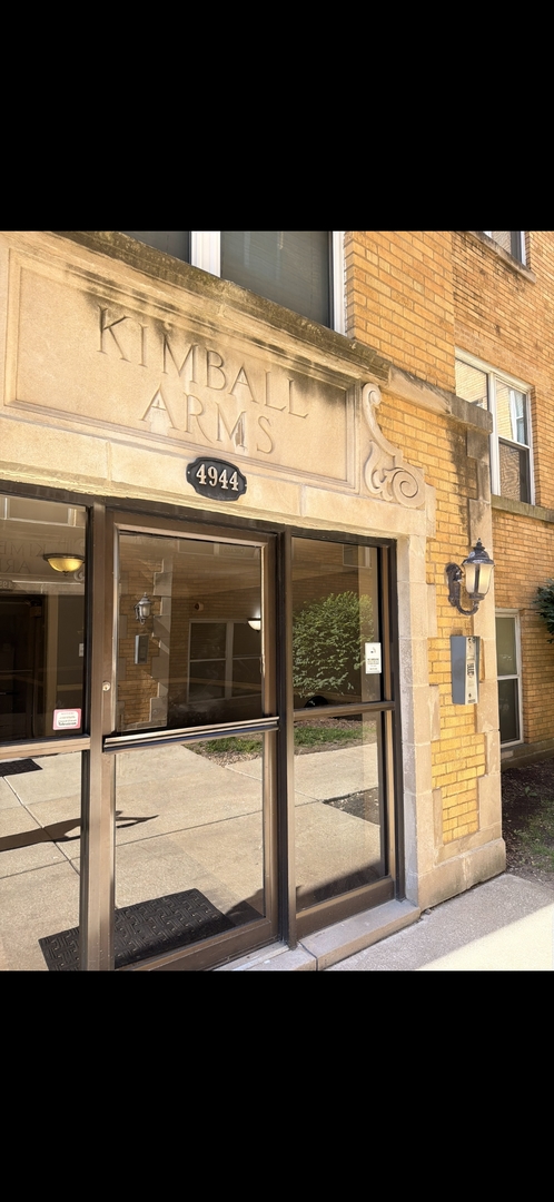 Homes for sale in Chicago, IL | 4944 N Kimball Ave #3E, Chicago, IL 60625 | MLS# 12666374