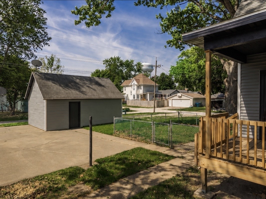 Homes for sale in Pontiac, IL | 220 W Bennett St, Pontiac, IL 61764 | MLS# 12666469
