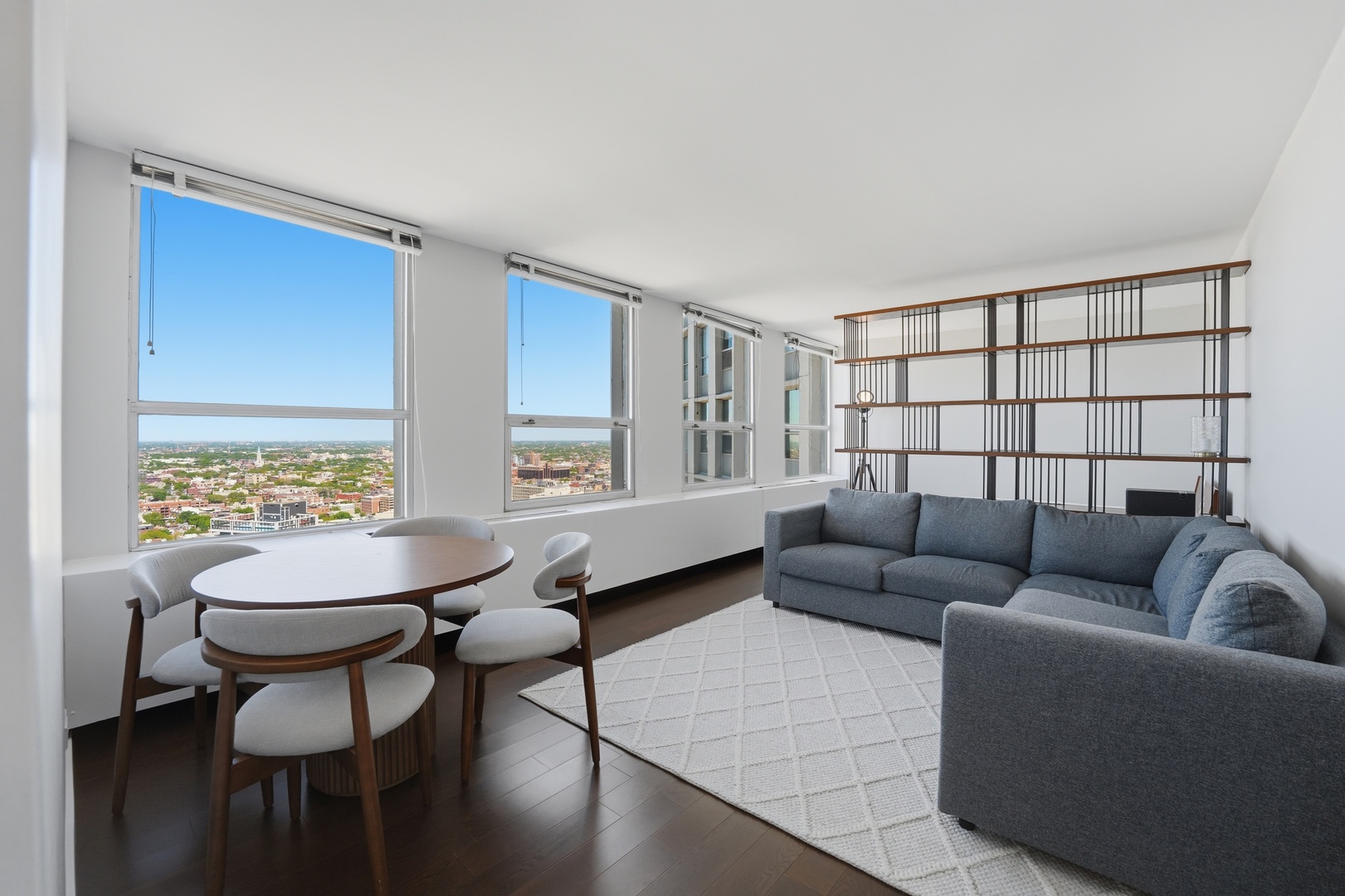 Homes for sale in Chicago, IL | 2626 N Lakeview Ave #3206, Chicago, IL 60614 | MLS# 12666524