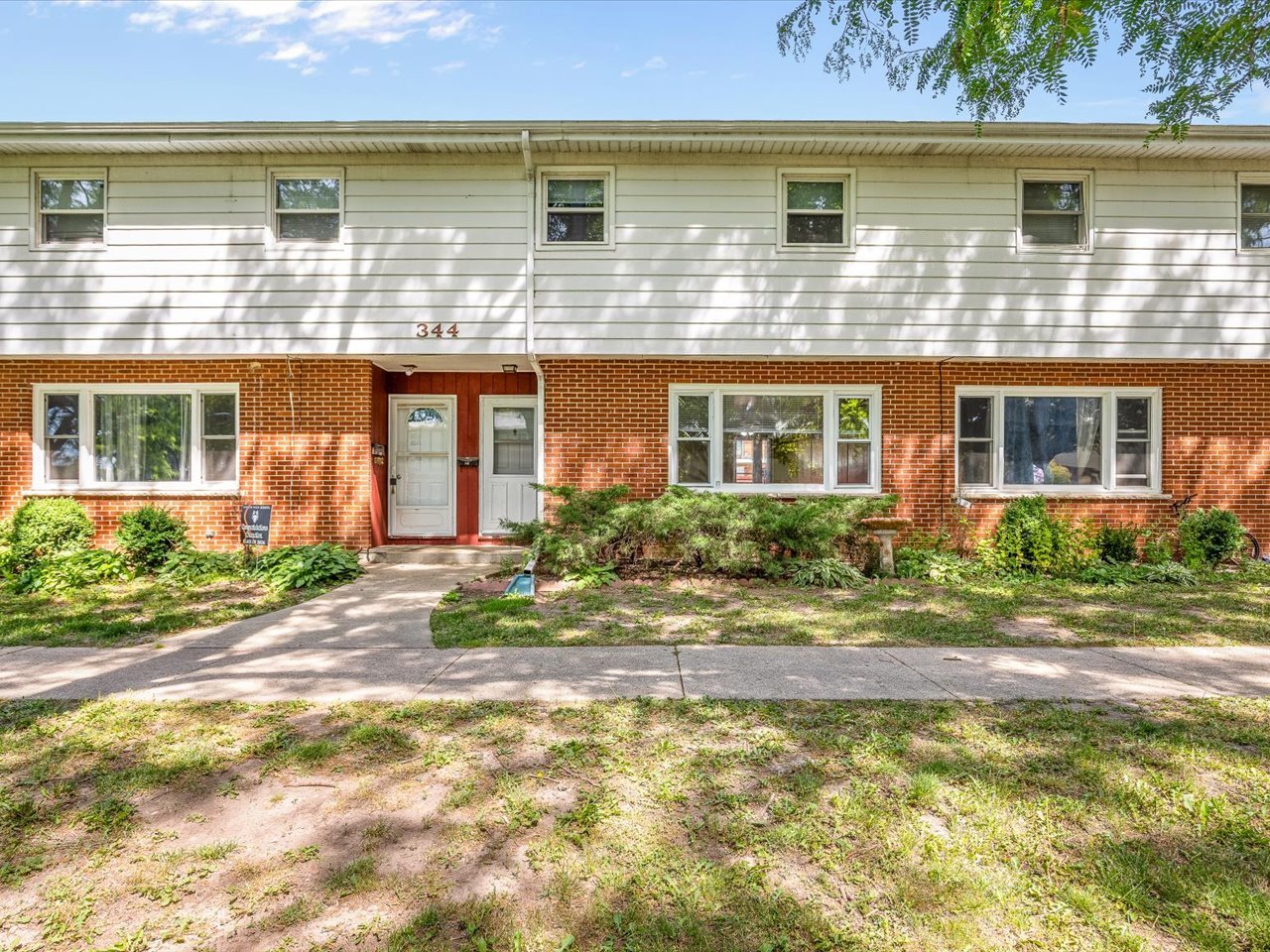 Homes for sale in Machesney Park, IL | 344 Northway Park Rd #4, Machesney Park, IL 61115 | MLS# 12666711