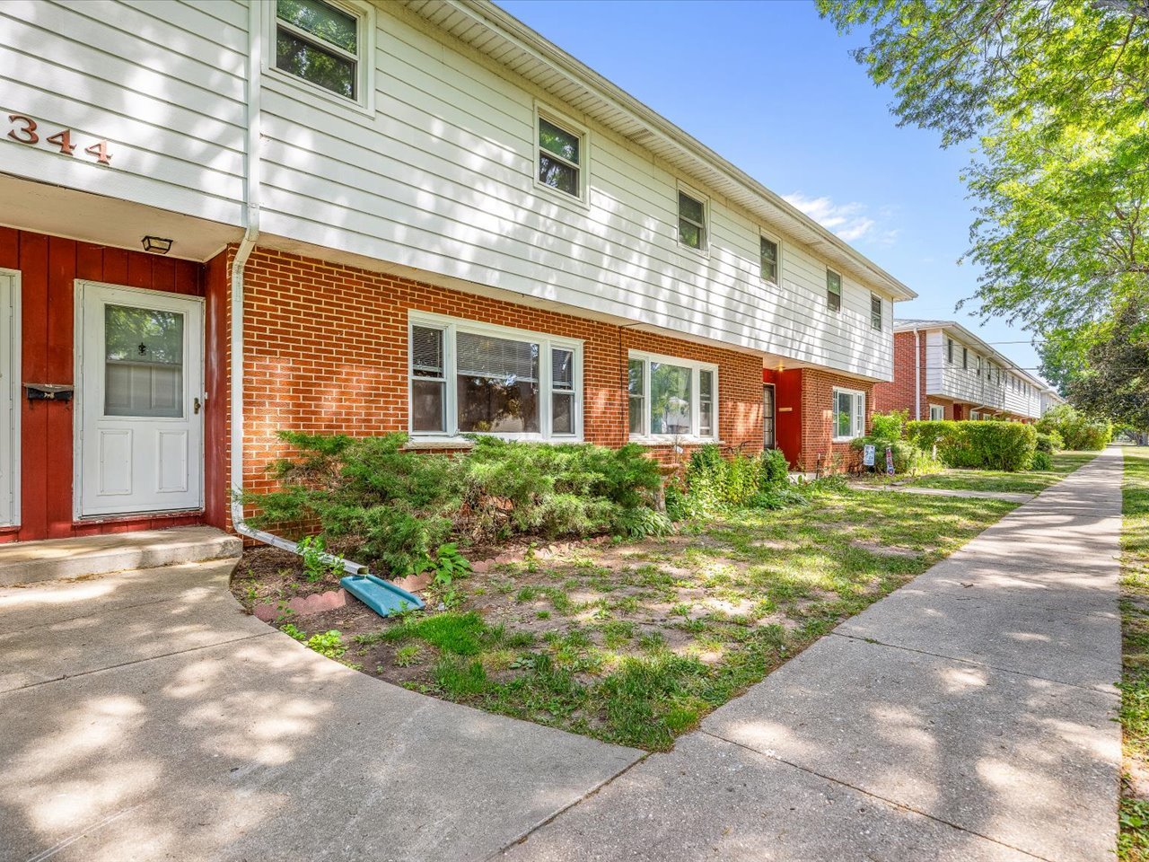 Homes for sale in Machesney Park, IL | 344 Northway Park Rd #4, Machesney Park, IL 61115 | MLS# 12666711