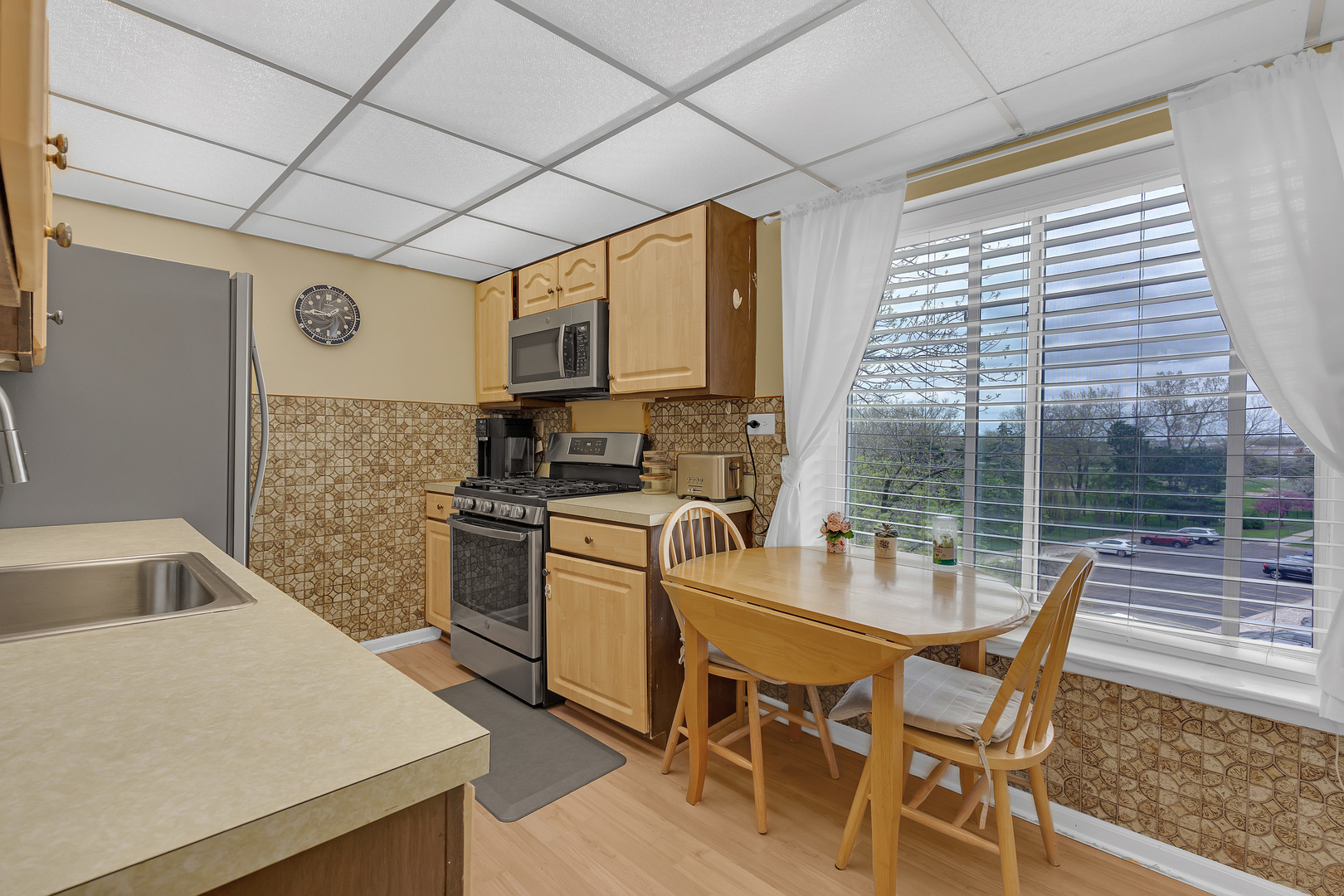 Homes for sale in Palatine, IL | 945 E Kenilworth Ave #423, Palatine, IL 60074 | MLS# 12666907