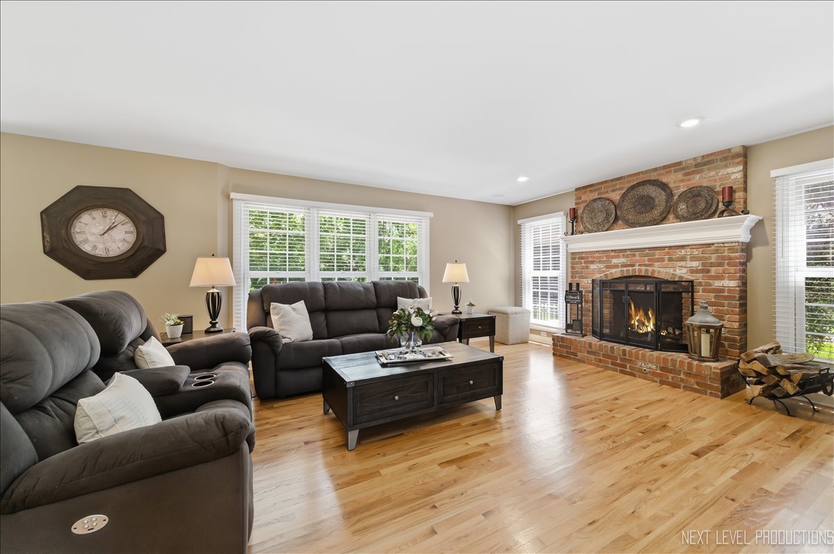Homes for sale in Sugar Grove, IL | 990 Pinecrest Dr, Sugar Grove, IL 60554 | MLS# 12666910
