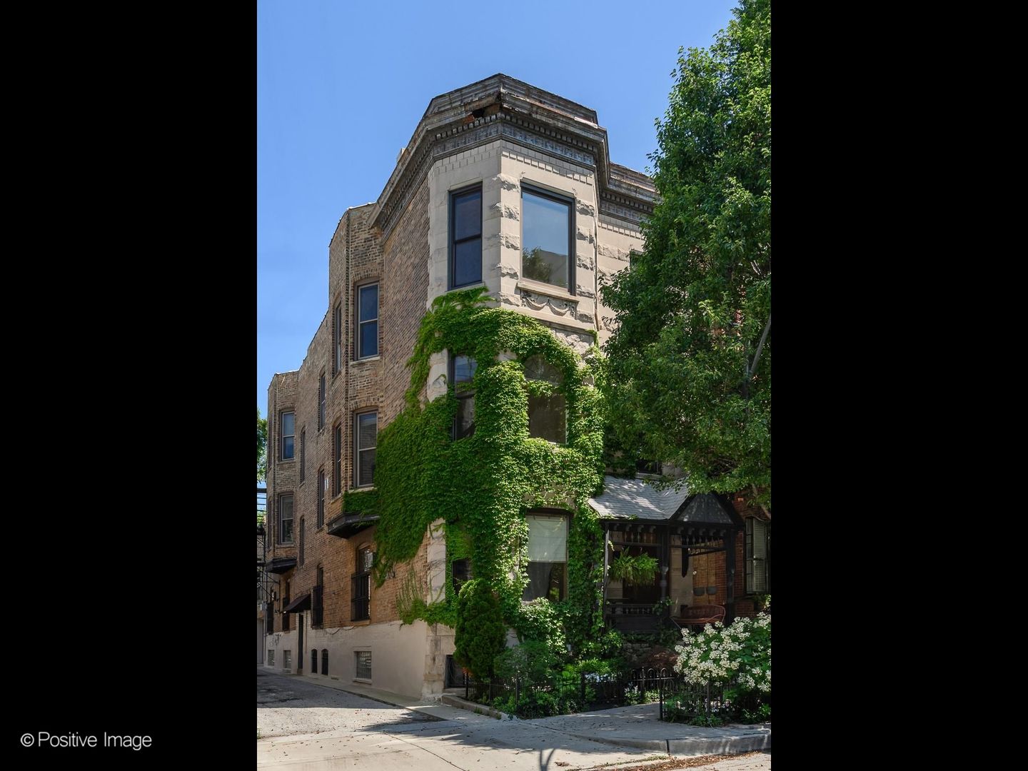 1st image of 230 W Saint Paul Ave, Chicago, IL 60614 | MLS# 12666985