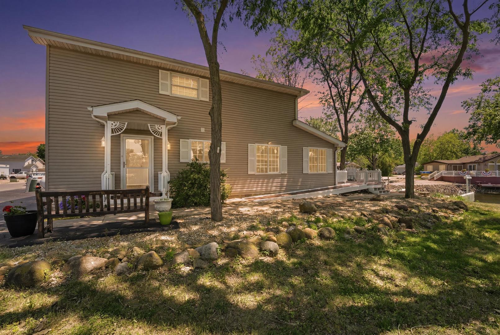 Homes for sale in Wilmington, IL | 156 Fossil Cove Ln, Wilmington, IL 60481 | MLS# 12667158