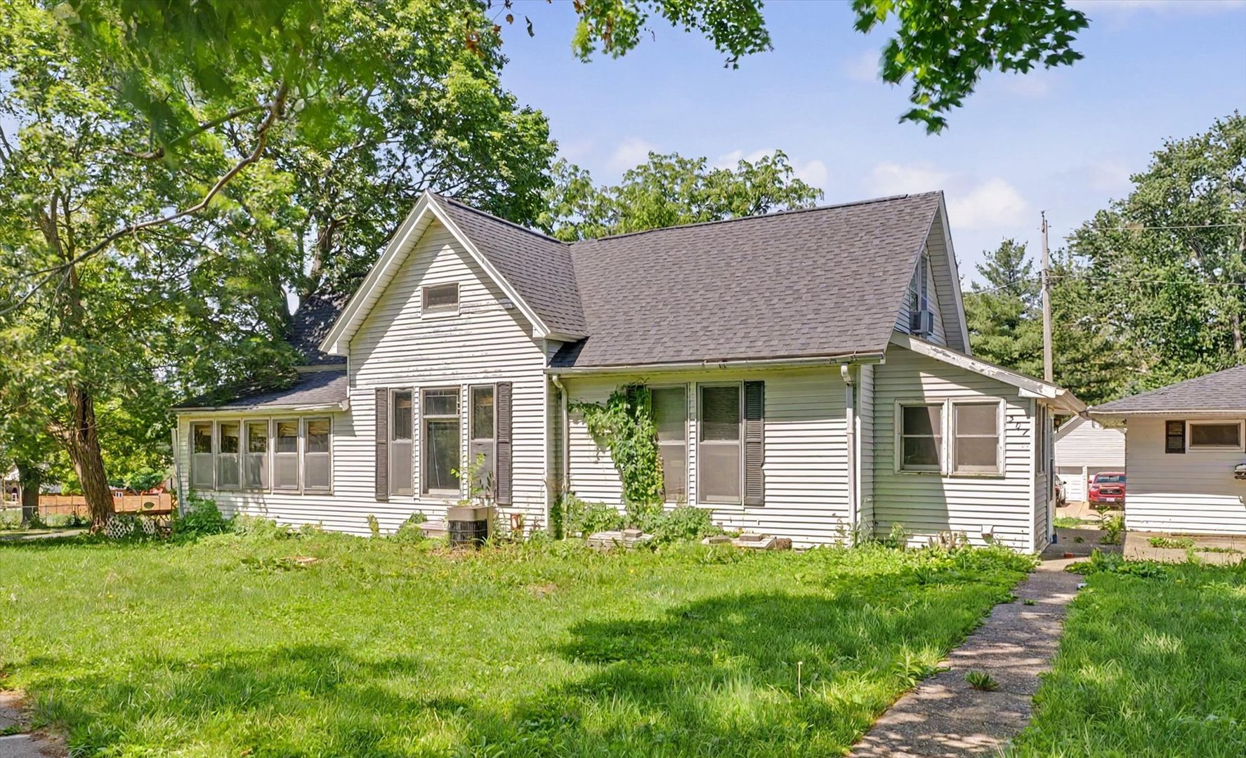 Homes for sale in Mahomet, IL | 307 S Lincoln St, Mahomet, IL 61853 | MLS# 12667188