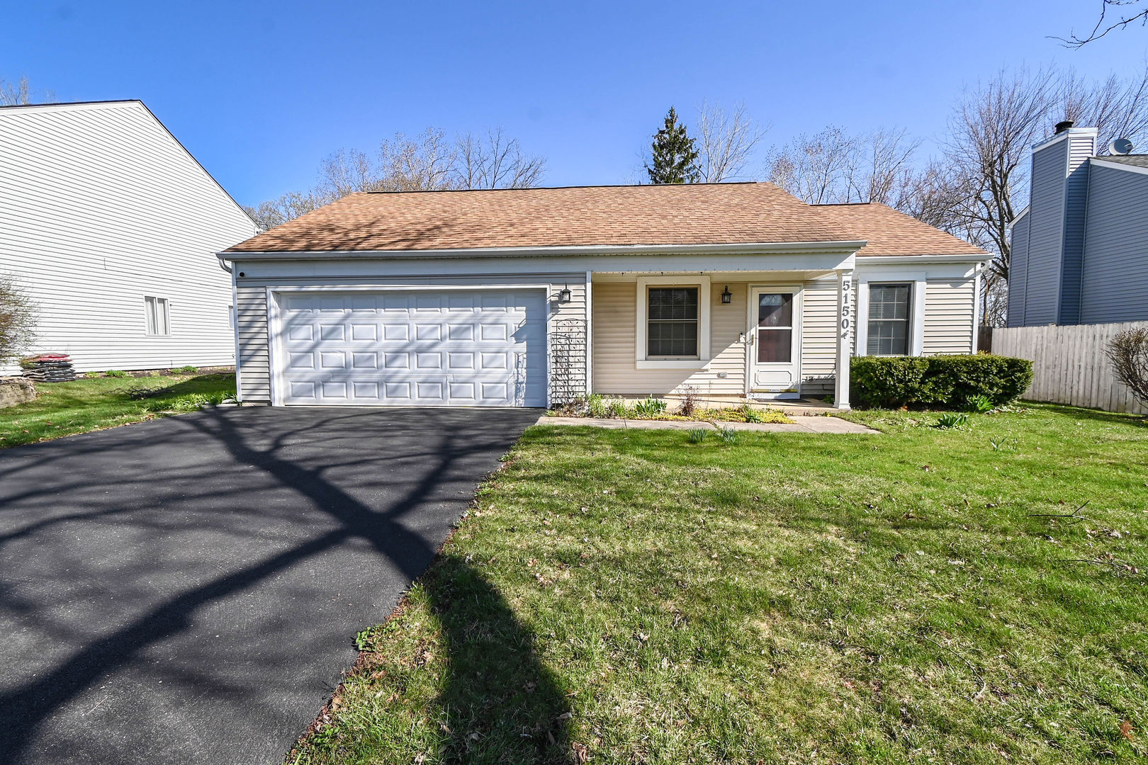 Homes for sale in Gurnee, IL | 5150 Winona Ln, Gurnee, IL 60031 | MLS# 12667301