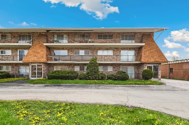 Homes for sale in Dolton, IL | 15335 Martin Luther King Jr Dr #21, Dolton, IL 60419 | MLS# 12667307