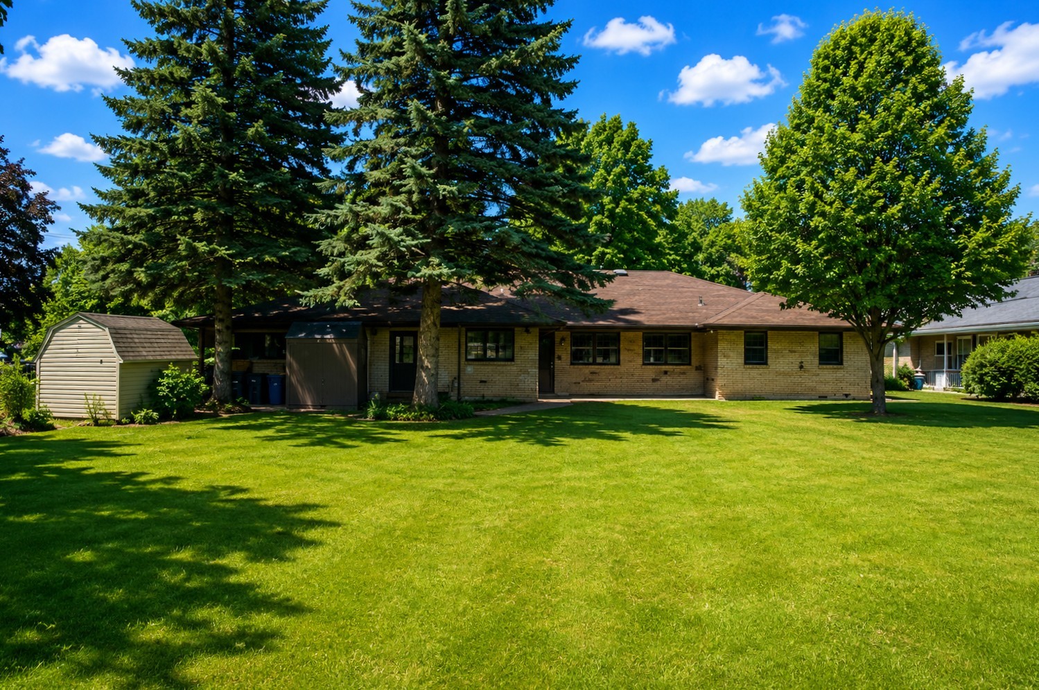 Homes for sale in Sterling, IL | 1206 5Th Ave, Sterling, IL 61081 | MLS# 12667399
