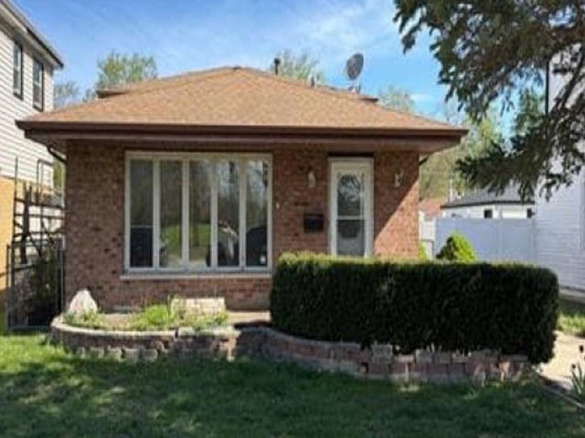 Homes for sale in Worth, IL | 7314 W 115th St, Worth, IL 60482 | MLS# 12667449