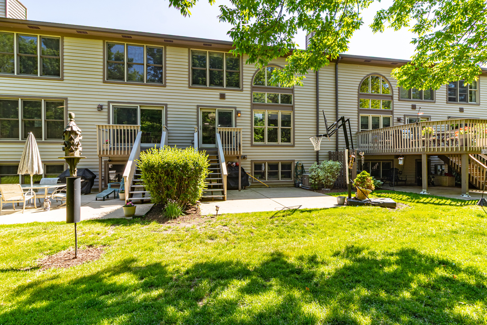 Homes for sale in Lake Barrington, IL | 302 Kazimour Dr, Lake Barrington, IL 60010 | MLS# 12667462