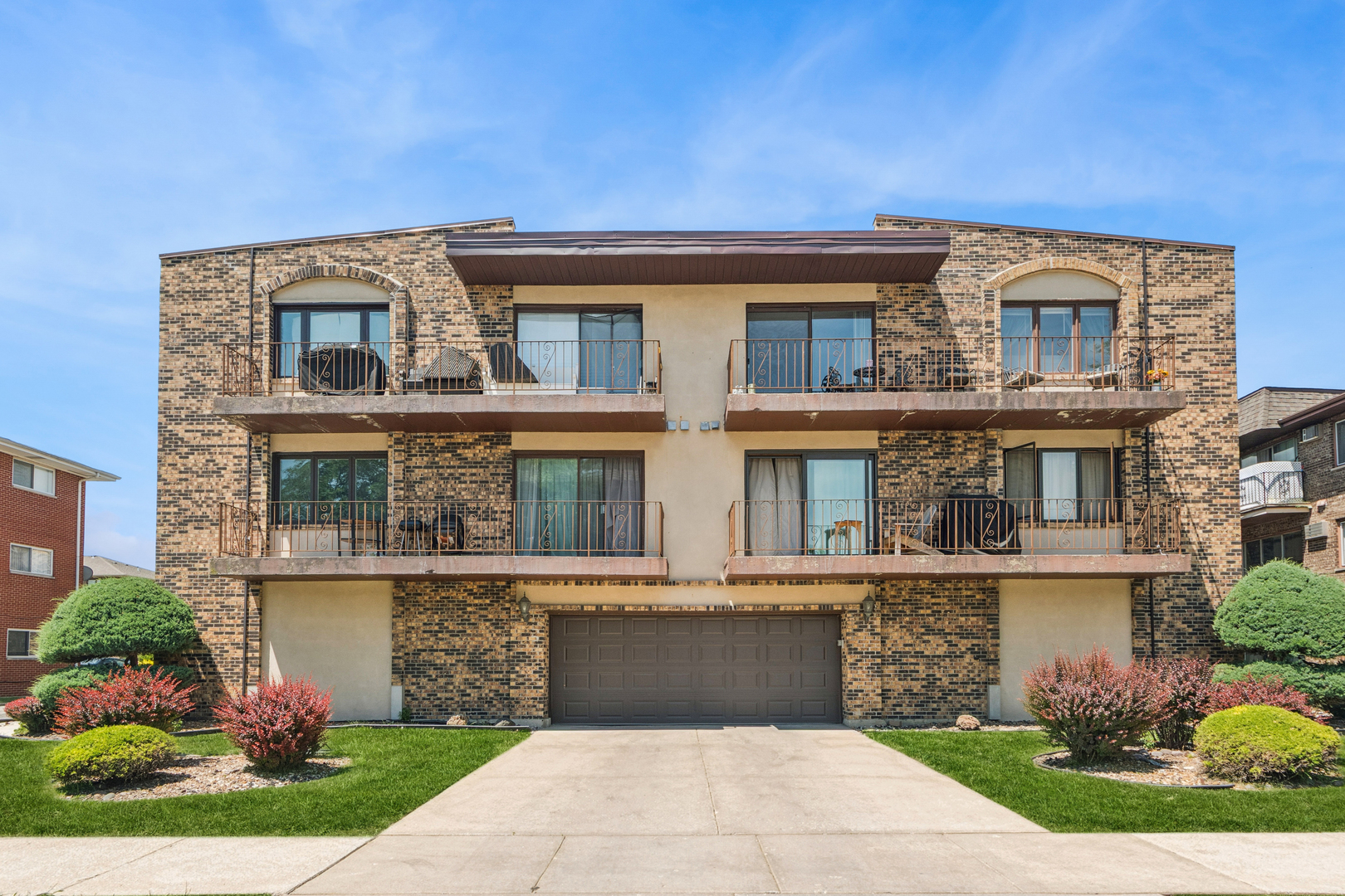 Homes for sale in Oak Lawn, IL | 10416 Mansfield Ave #3NE, Oak Lawn, IL 60453 | MLS# 12667474
