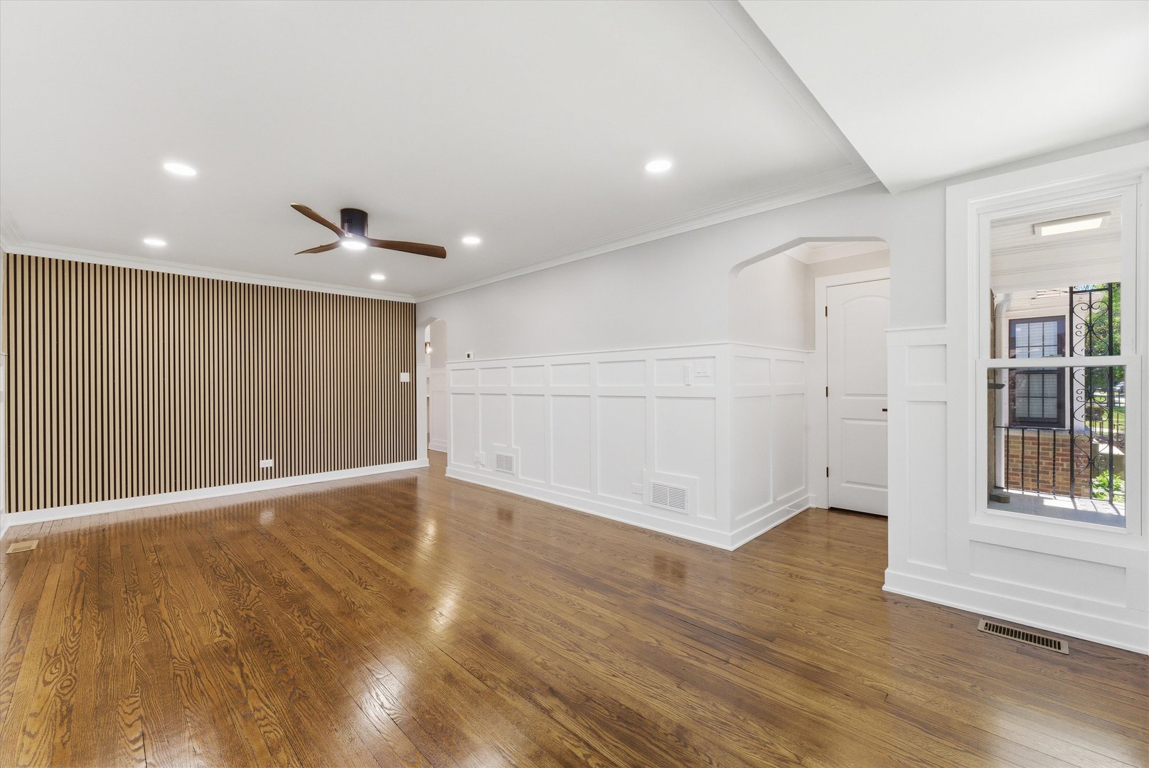 Homes for sale in Chicago, IL | 7939 S Saint Louis Ave, Chicago, IL 60652 | MLS# 12667501