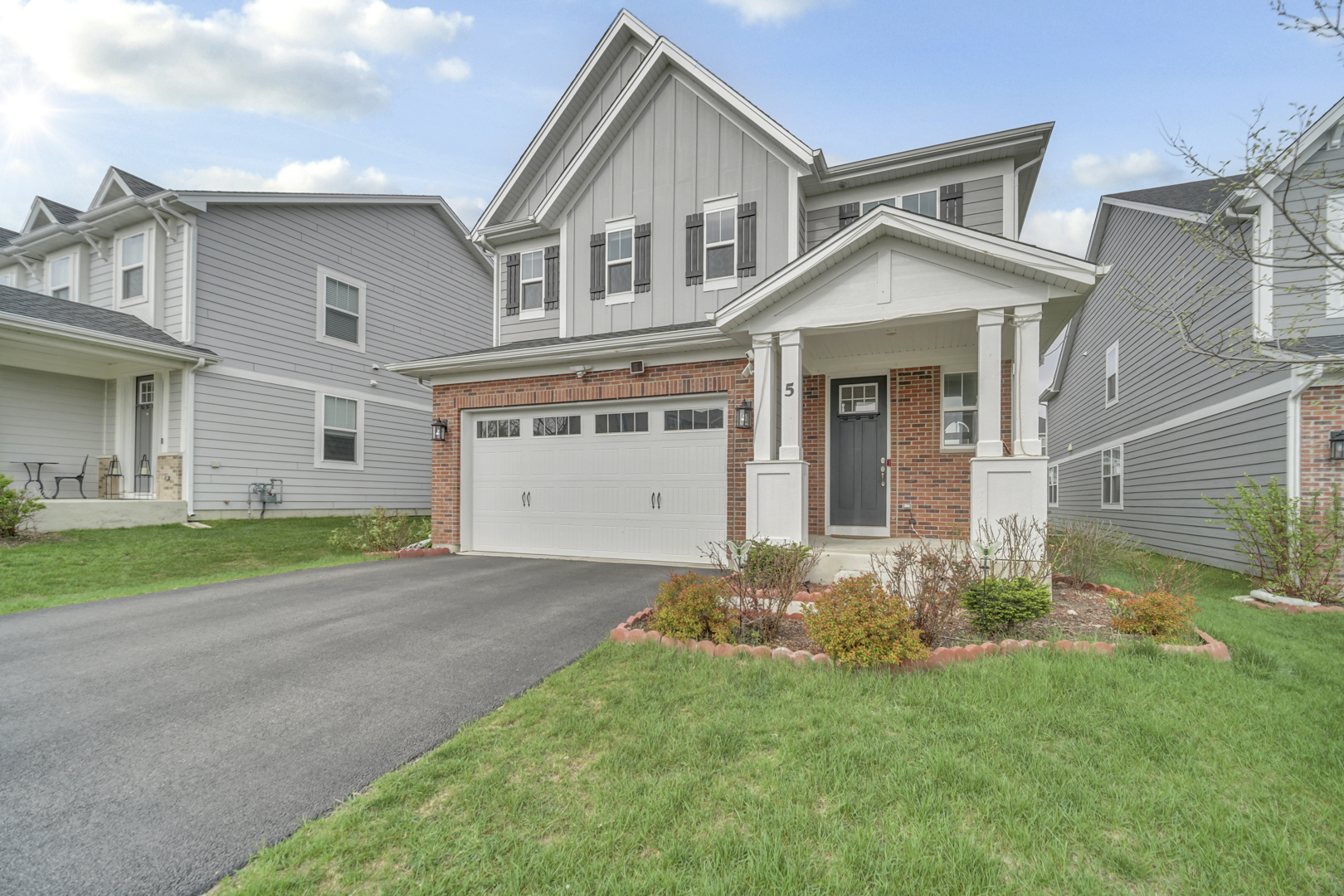 Homes for sale in Hawthorn Woods, IL | 5 Nelson Ln, Hawthorn Woods, IL 60047 | MLS# 12667537