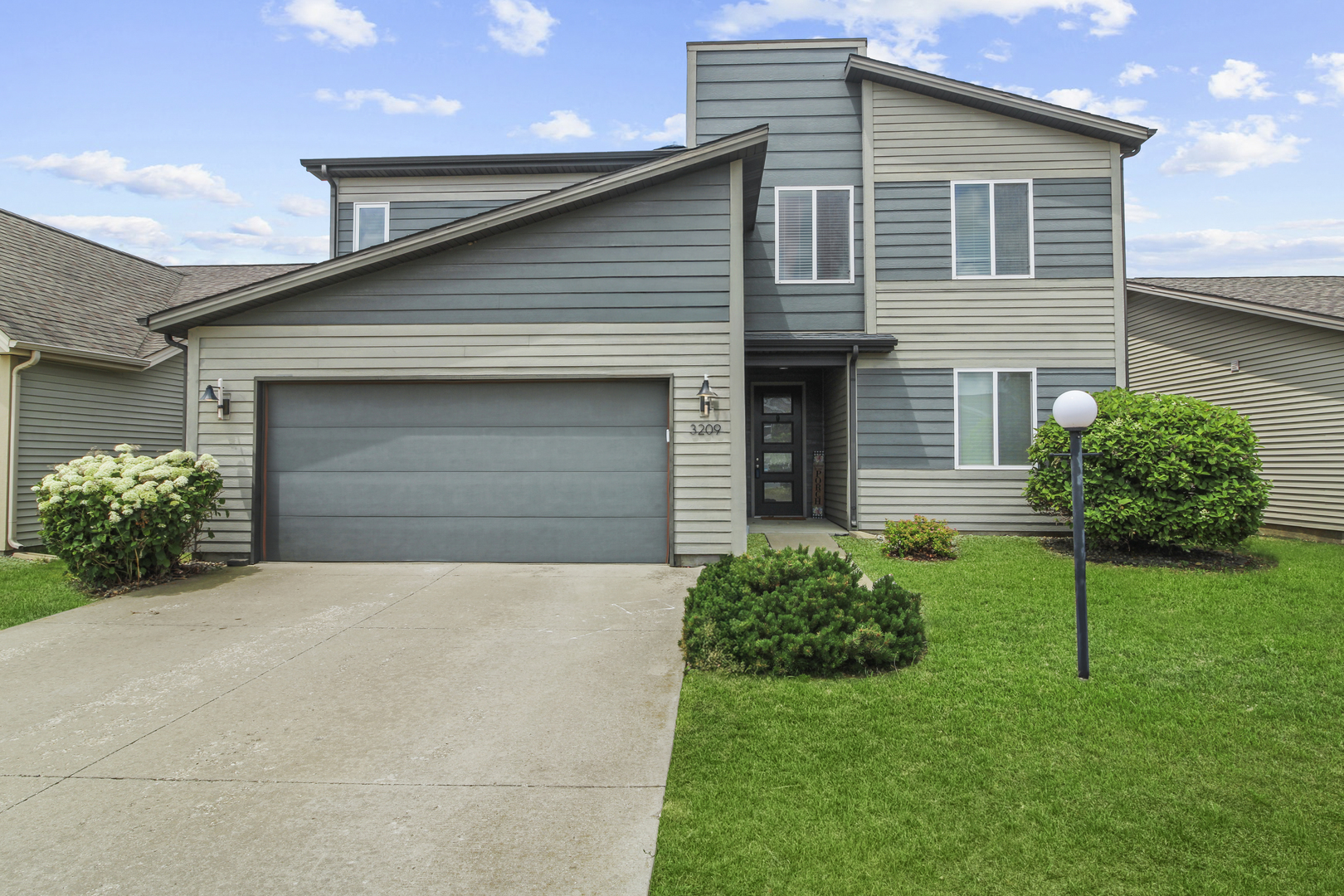 5th image of 3209 Stanley Ln, Champaign, IL 61822 | MLS# 12667557