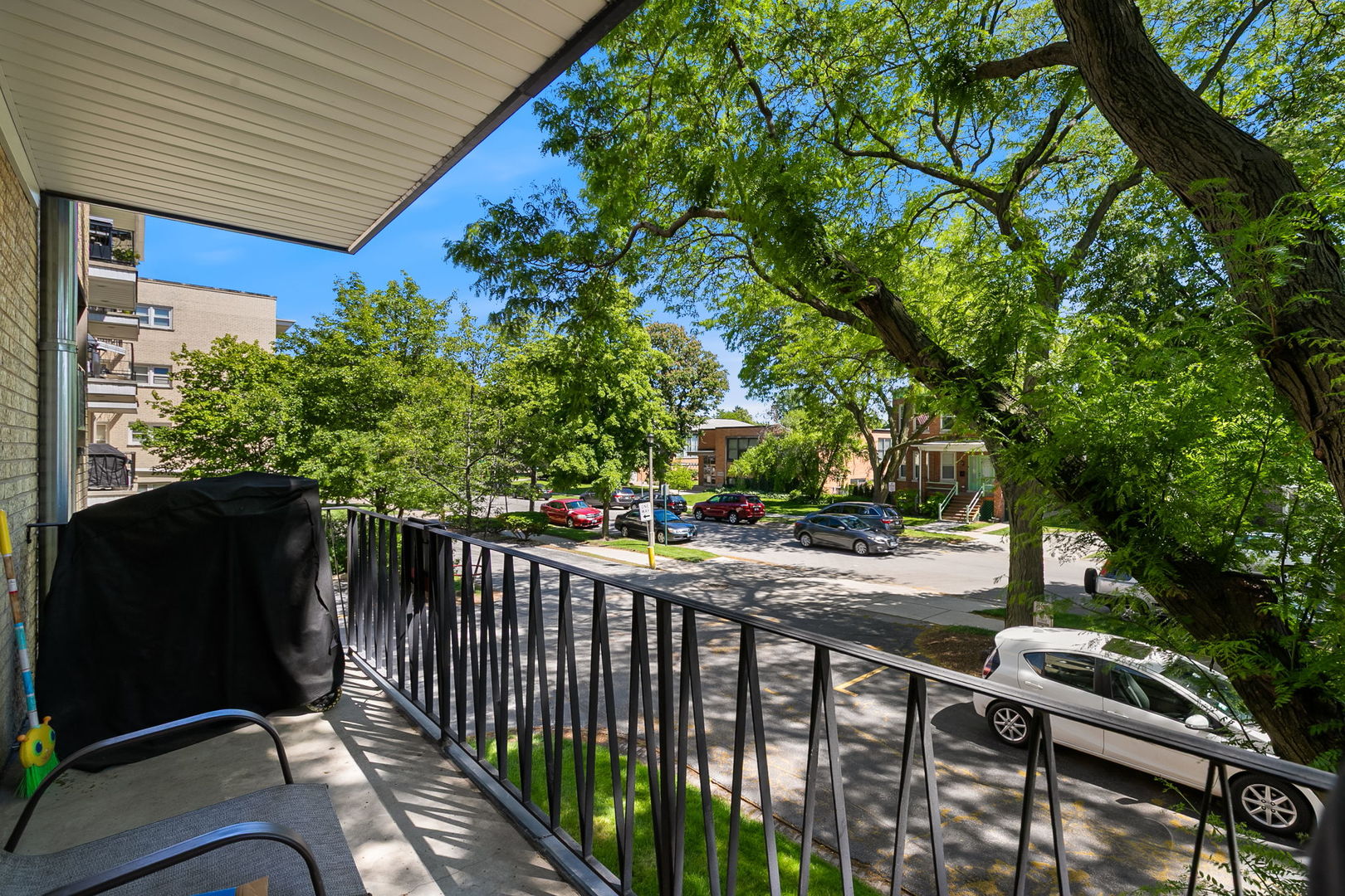 Homes for sale in Skokie, IL | 5214 Galitz St #205, Skokie, IL 60077 | MLS# 12667652