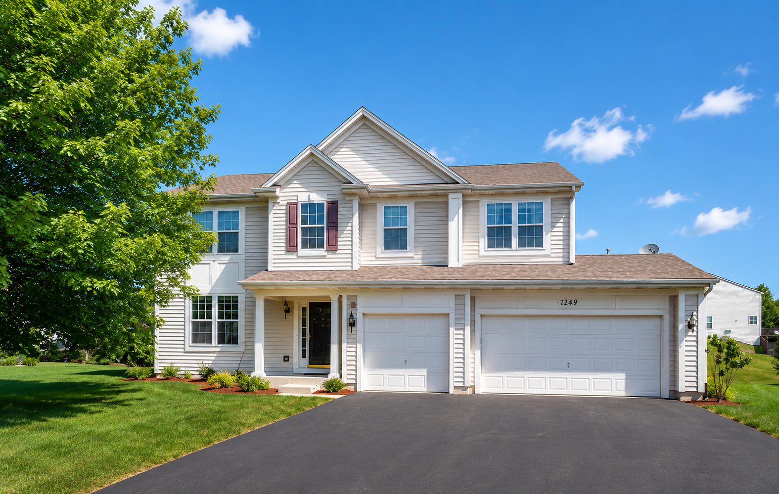 Homes for sale in Hoffman Estates, IL | 1249 Mallard Ln, Hoffman Estates, IL 60192 | MLS# 12667697