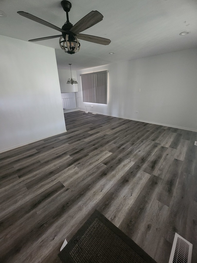 2nd image of 14116 S Hoxie Ave, Burnham, IL 60633 | MLS# 12667728