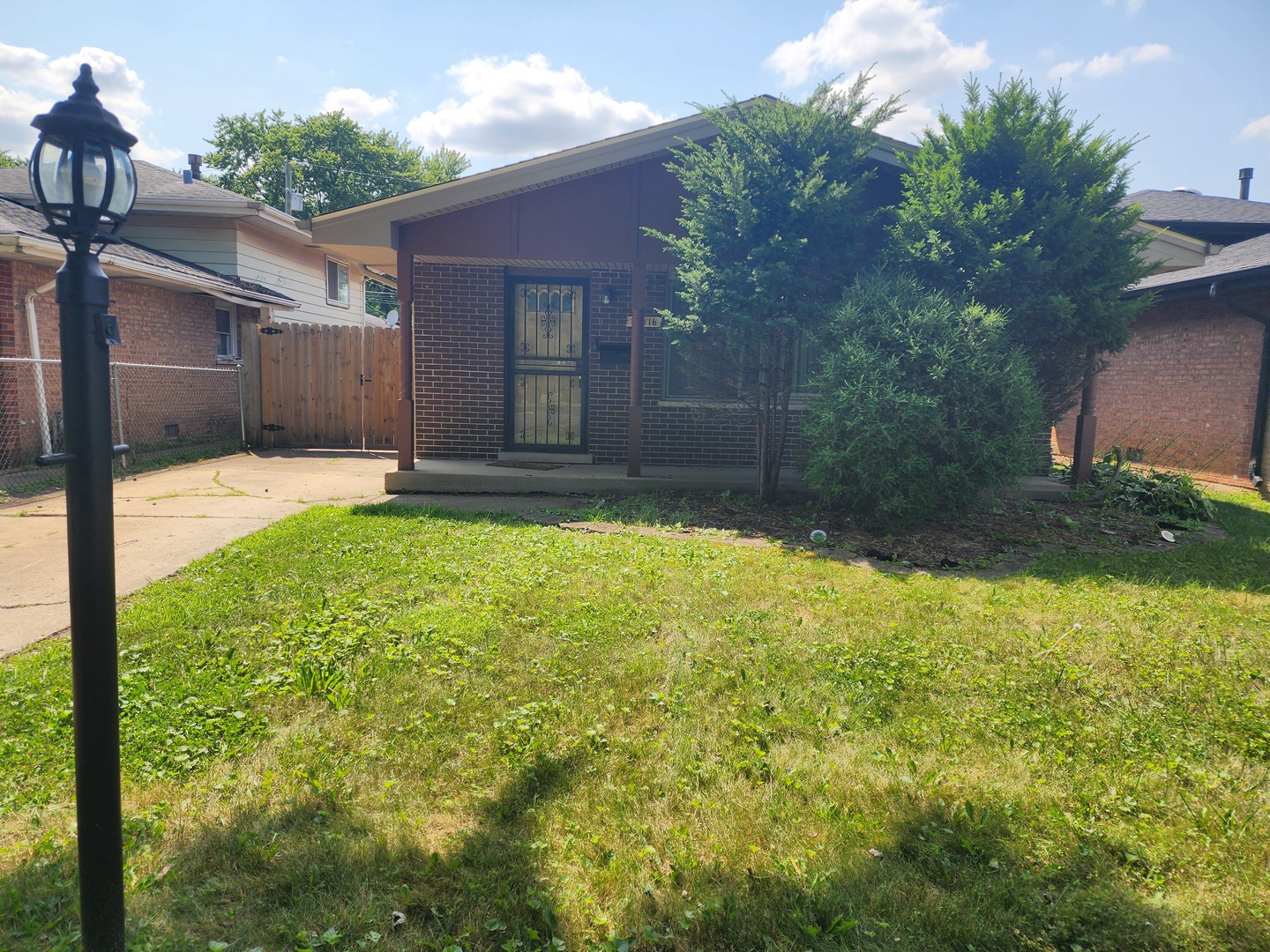 1st image of 14116 S Hoxie Ave, Burnham, IL 60633 | MLS# 12667728