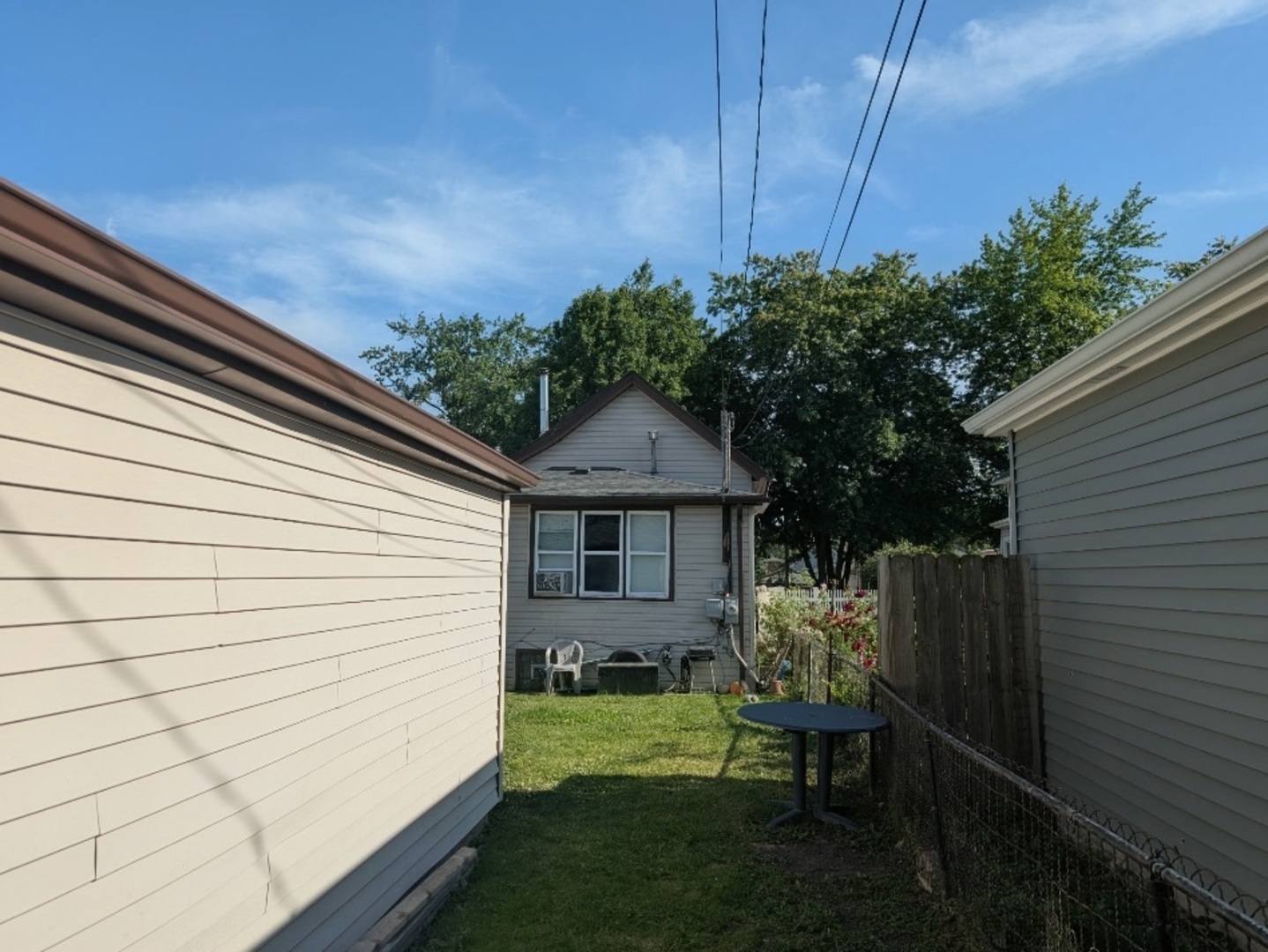 Homes for sale in Blue Island, IL | 2054 York St, Blue Island, IL 60406 | MLS# 12667781