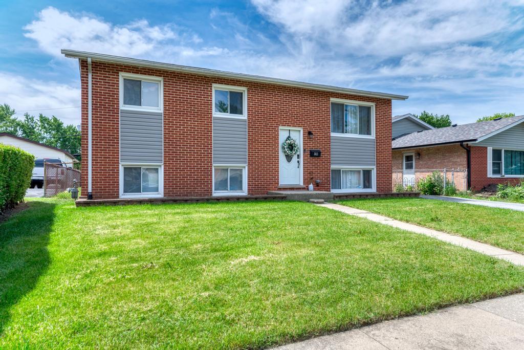 Homes for sale in Alsip, IL | 3613 W 123rd Pl, Alsip, IL 60803 | MLS# 12667945