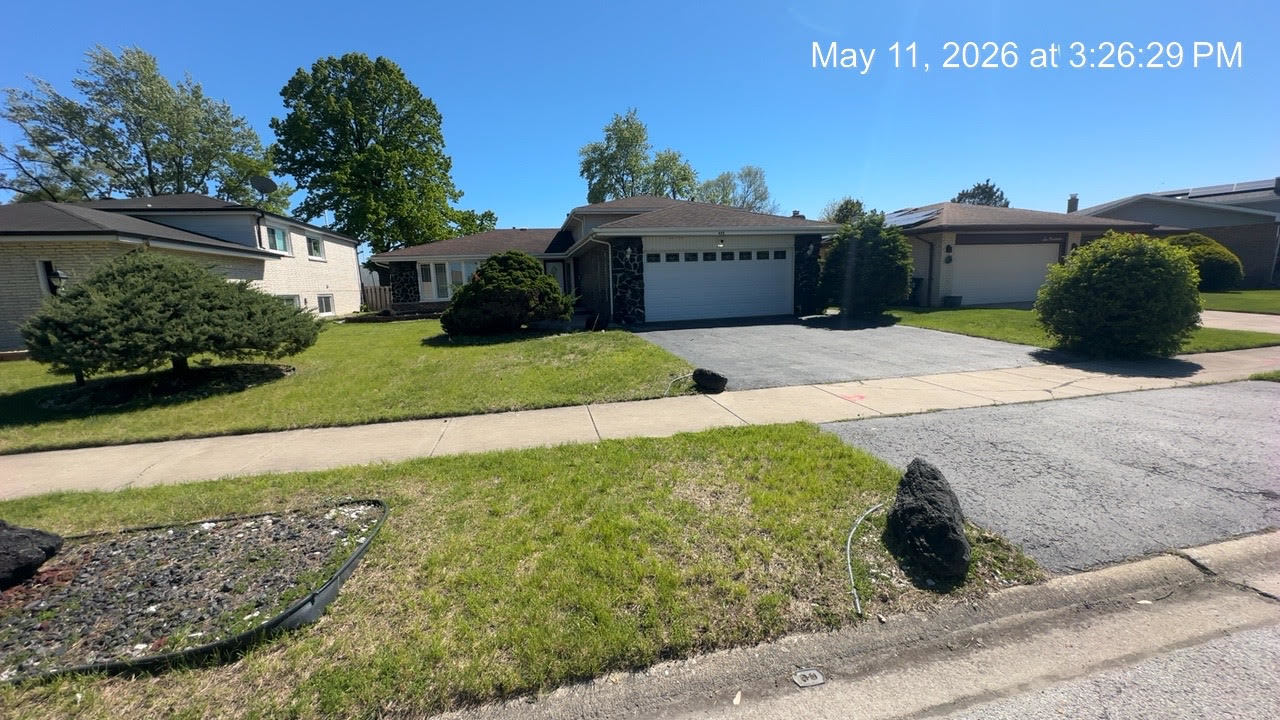 Homes for sale in South Holland, IL | 625 E 173rd St, South Holland, IL 60473 | MLS# 12668007