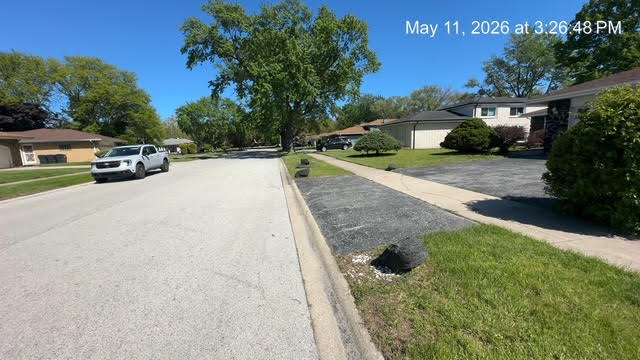 Homes for sale in South Holland, IL | 625 E 173Rd St, South Holland, IL 60473 | MLS# 12668007