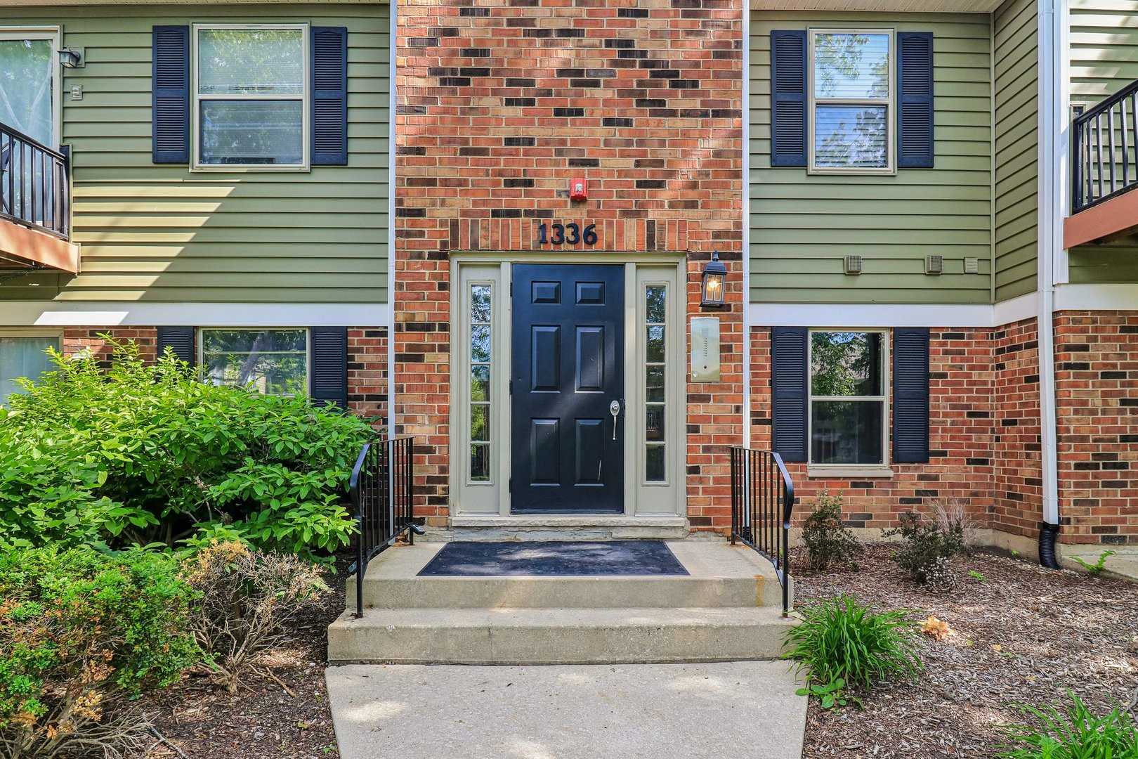 Homes for sale in Naperville, IL | 1336 Mcdowell Rd #104, Naperville, IL 60563 | MLS# 12668316