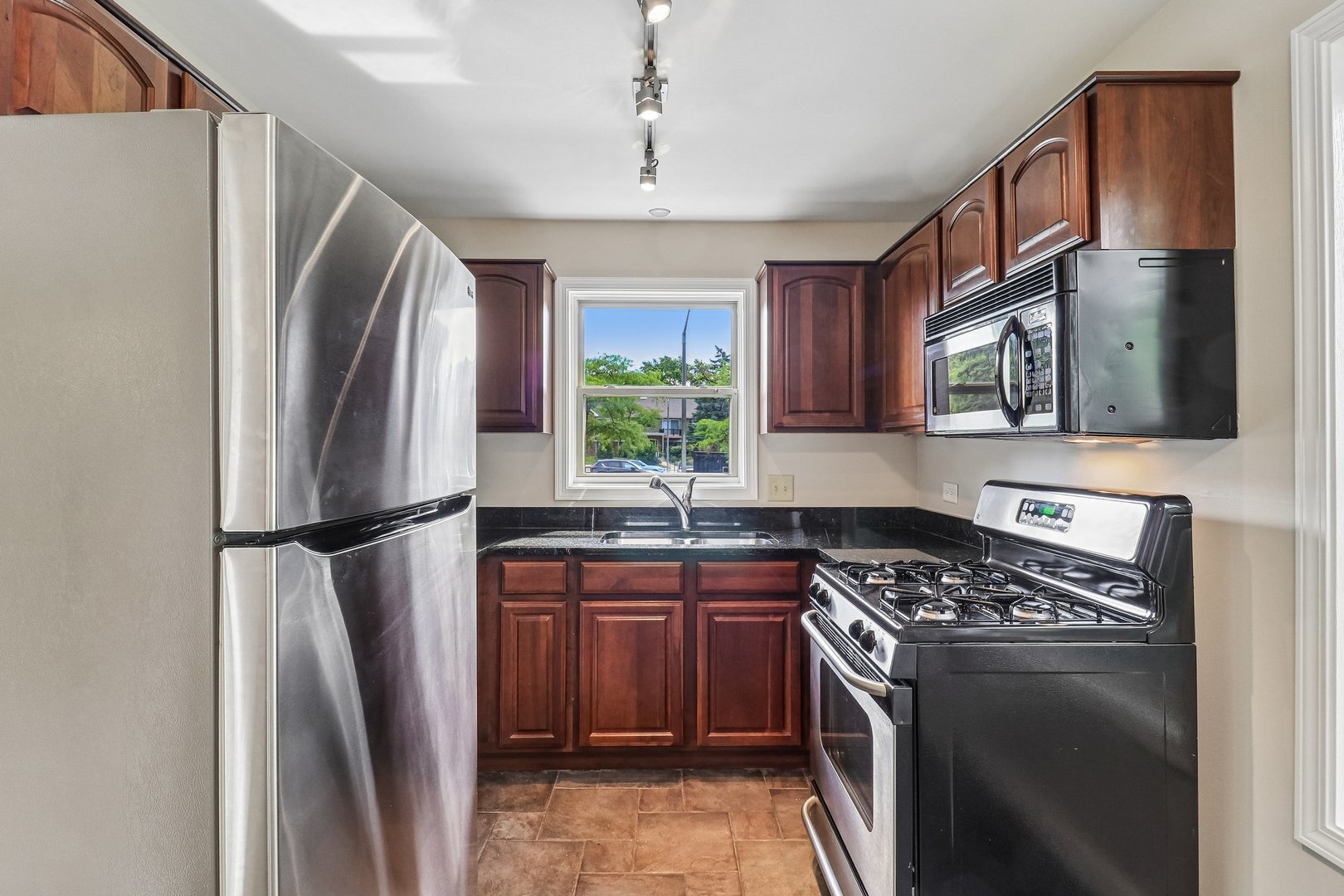 Homes for sale in Naperville, IL | 1336 Mcdowell Rd #104, Naperville, IL 60563 | MLS# 12668316