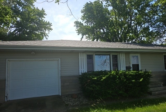 Homes for sale in Piper City, IL | 335 N Pine St, Piper City, IL 60959 | MLS# 12668420