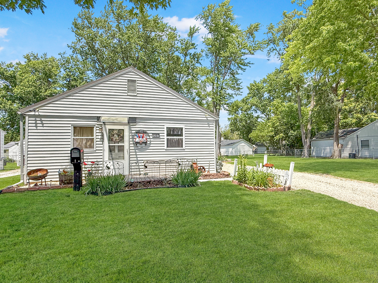 Homes for sale in Rantoul, IL | 1357 Fairlawn Dr, Rantoul, IL 61866 | MLS# 12668537