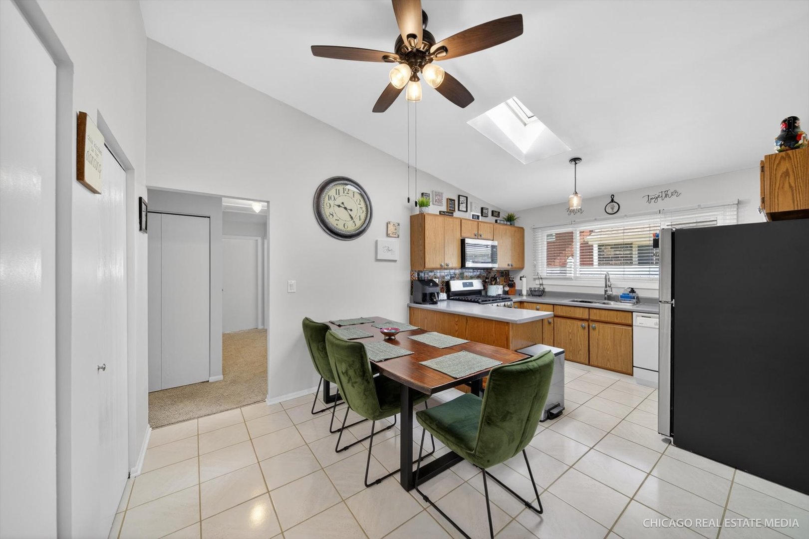 Homes for sale in Wood Dale, IL | 188 Paramount Dr, Wood Dale, IL 60191 | MLS# 12668771