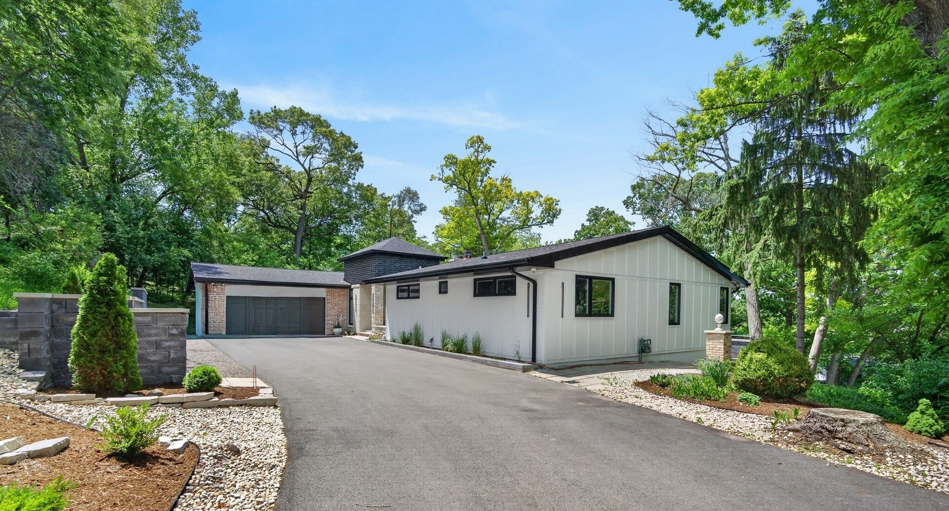 Homes for sale in Ingleside, IL | 306 Woodlock St, Ingleside, IL 60041 | MLS# 12668862