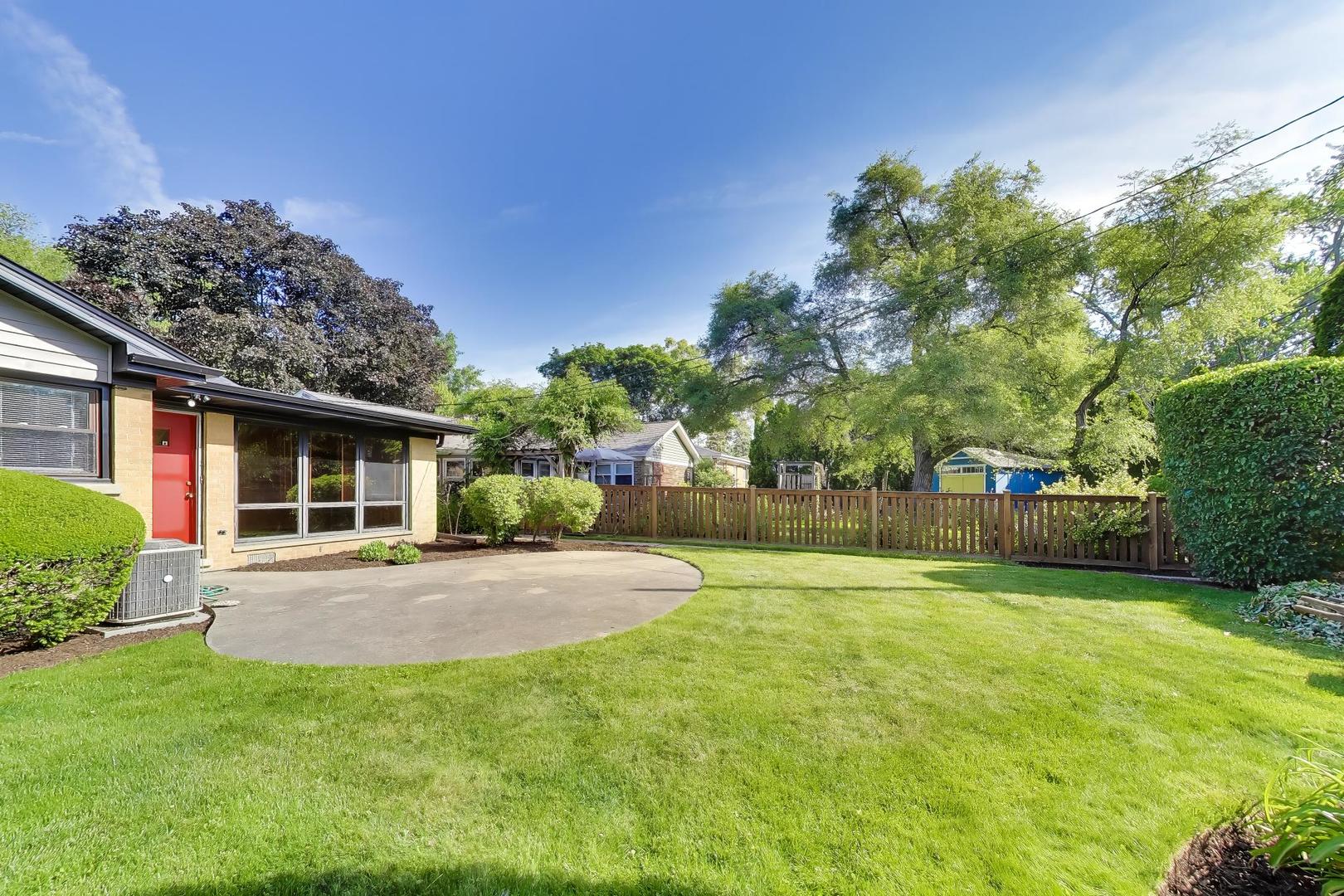 Homes for sale in Skokie, IL | 8631 E Prairie Rd, Skokie, IL 60076 | MLS# 12668864