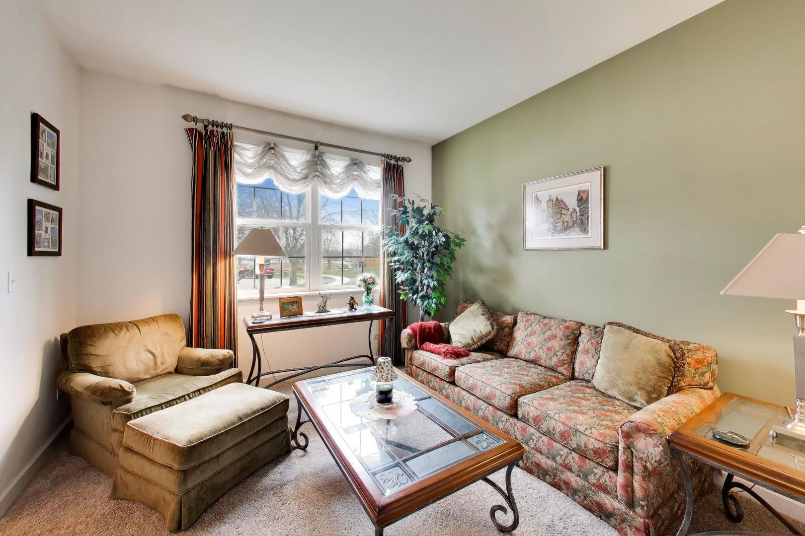 Homes for sale in Gurnee, IL | 5660 Trinity Ct, Gurnee, IL 60031 | MLS# 12668899