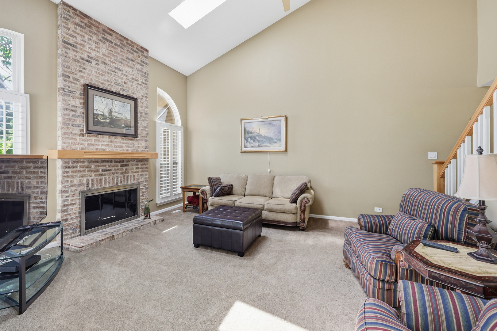 Homes for sale in Elk Grove Village, IL | 702 Clover Hill Ct, Elk Grove Village, IL 60007 | MLS# 12669048