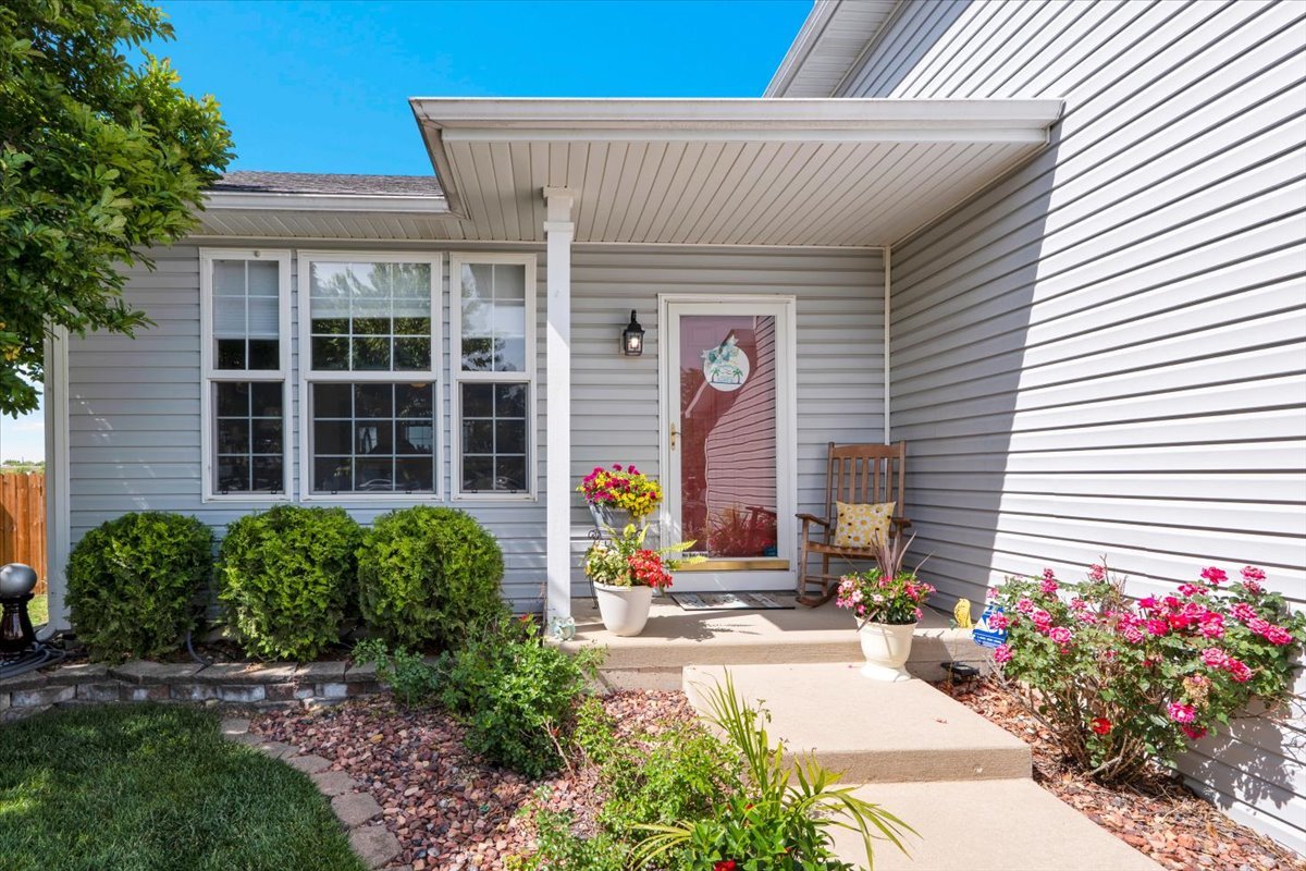 Homes for sale in Plainfield, IL | 1410 Martin Ct, Plainfield, IL 60586 | MLS# 12669233
